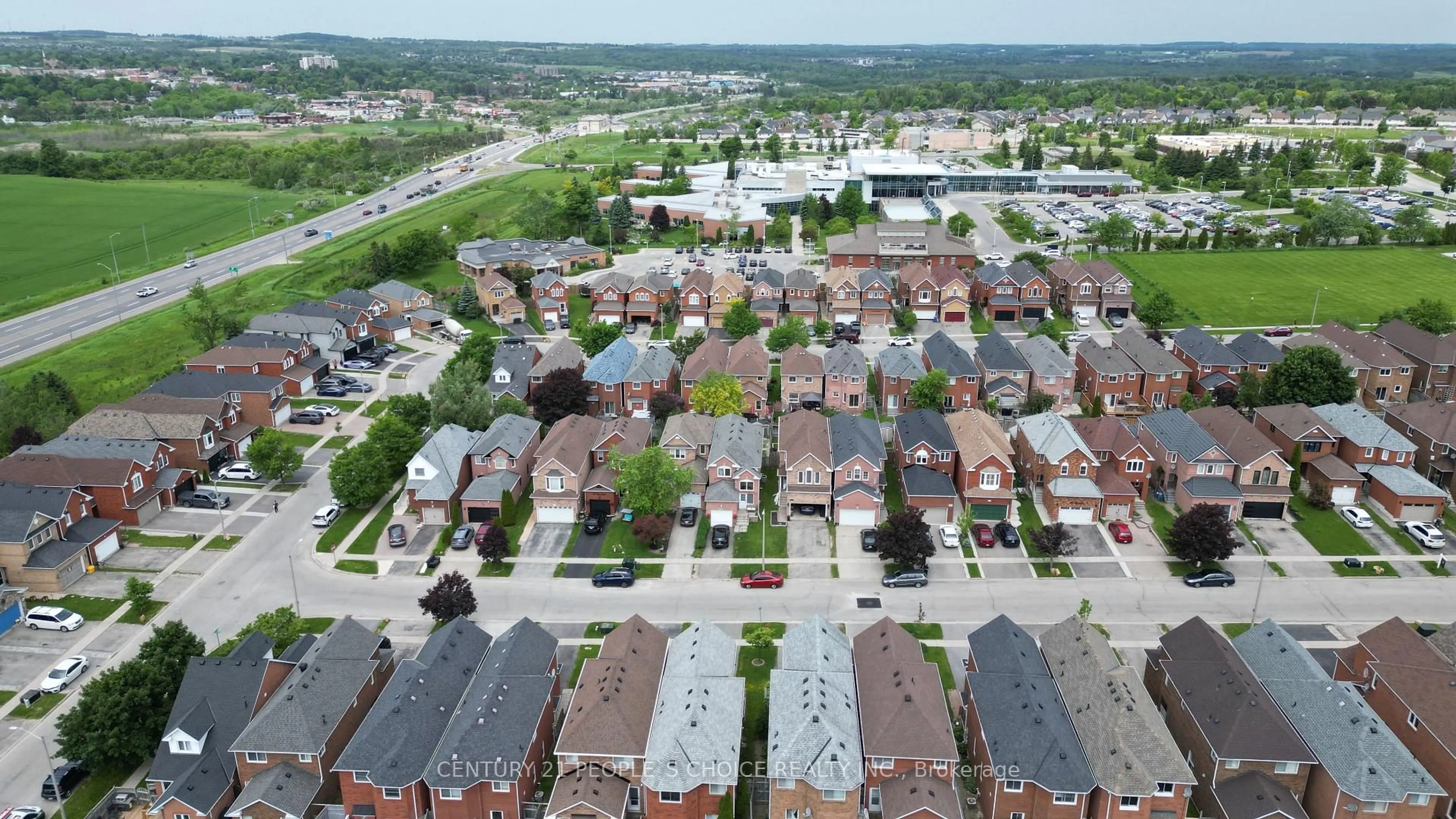 A pic from outside/outdoor area/front of a property/back of a property/a pic from drone, street for 340 Perry Rd, Orangeville Ontario L9W 4Z1