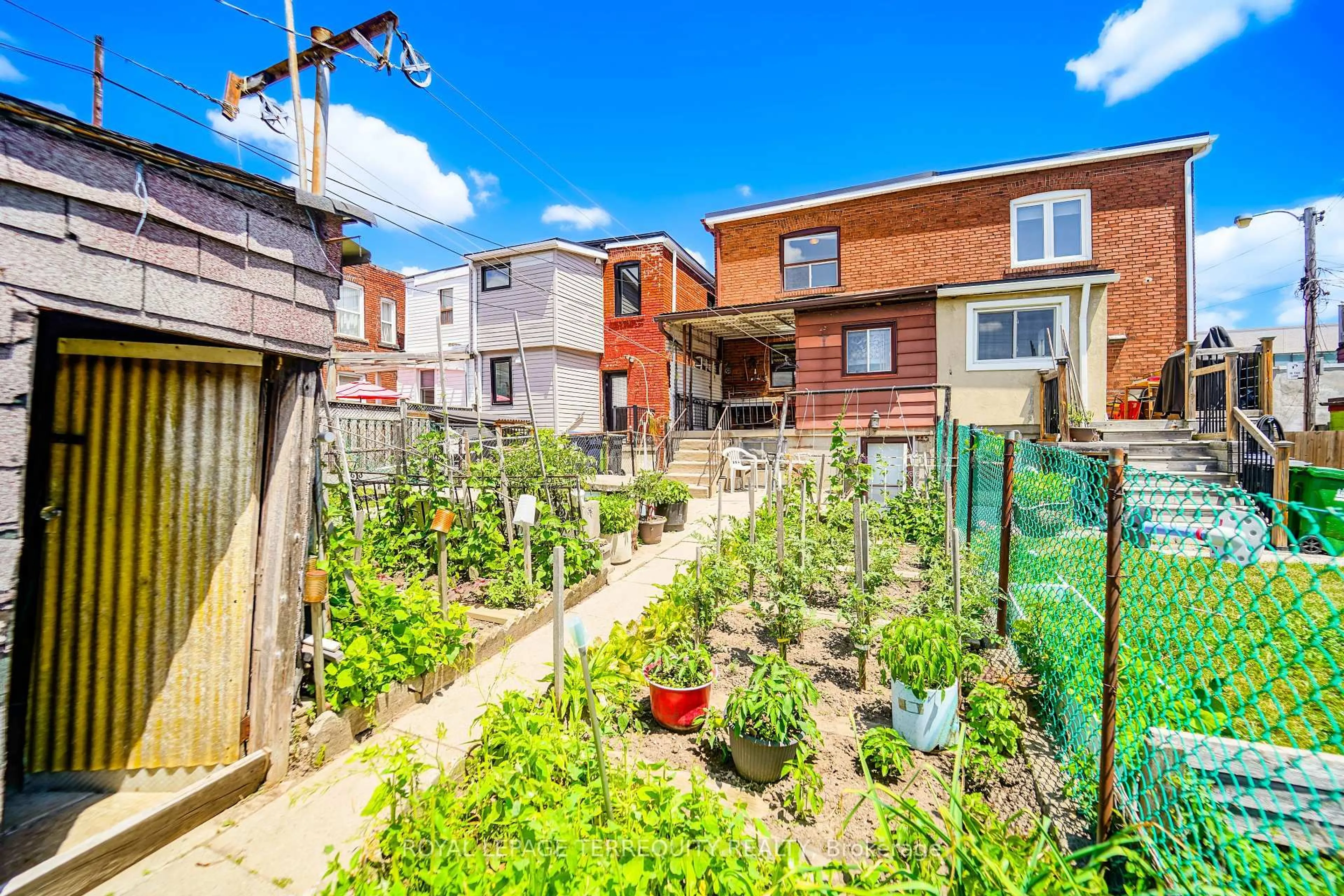 Patio, street for 12 Earlscourt Ave, Toronto Ontario M6E 4A6