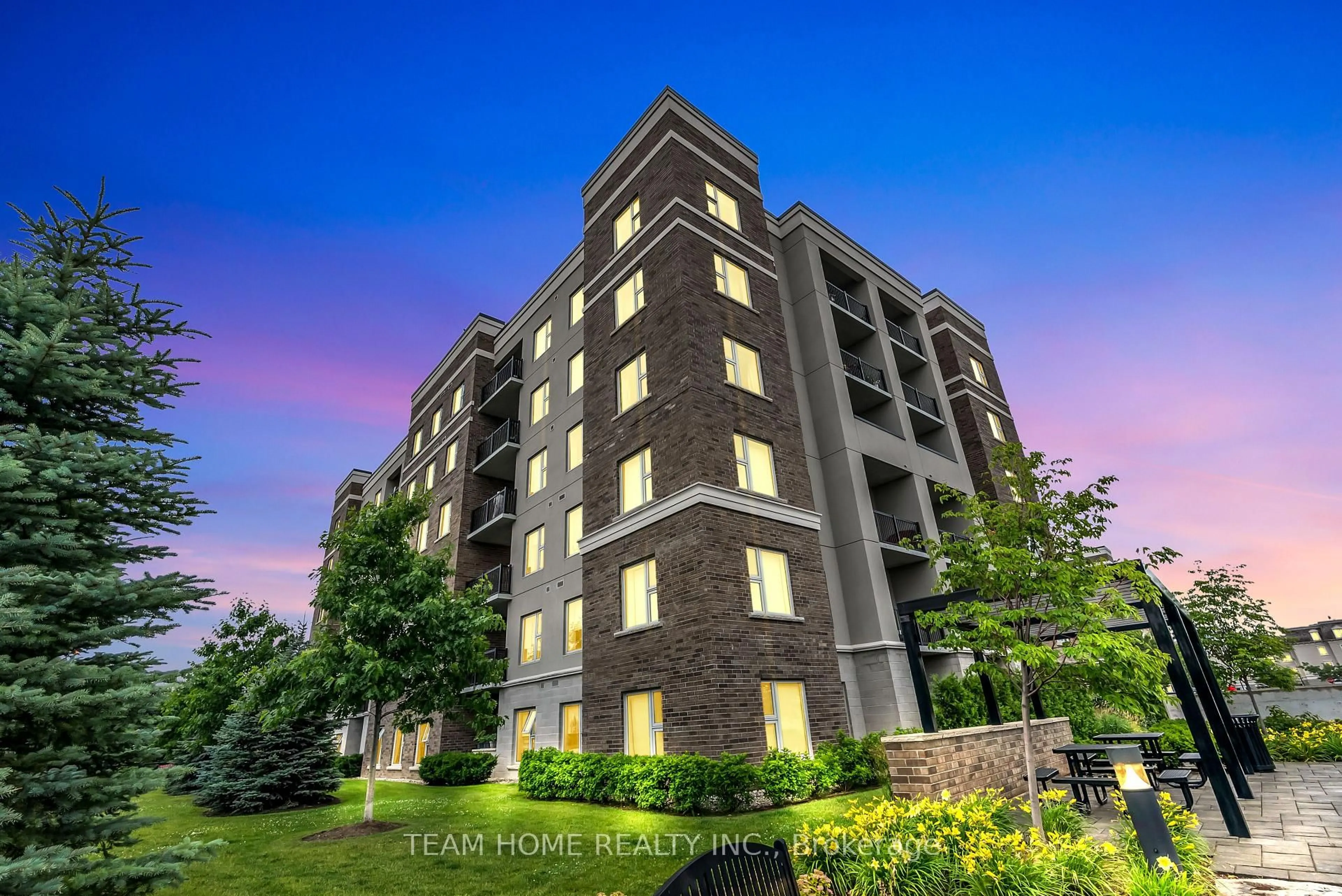 Unknown for 610 Farmstead Dr #220, Milton Ontario L9T 8X5