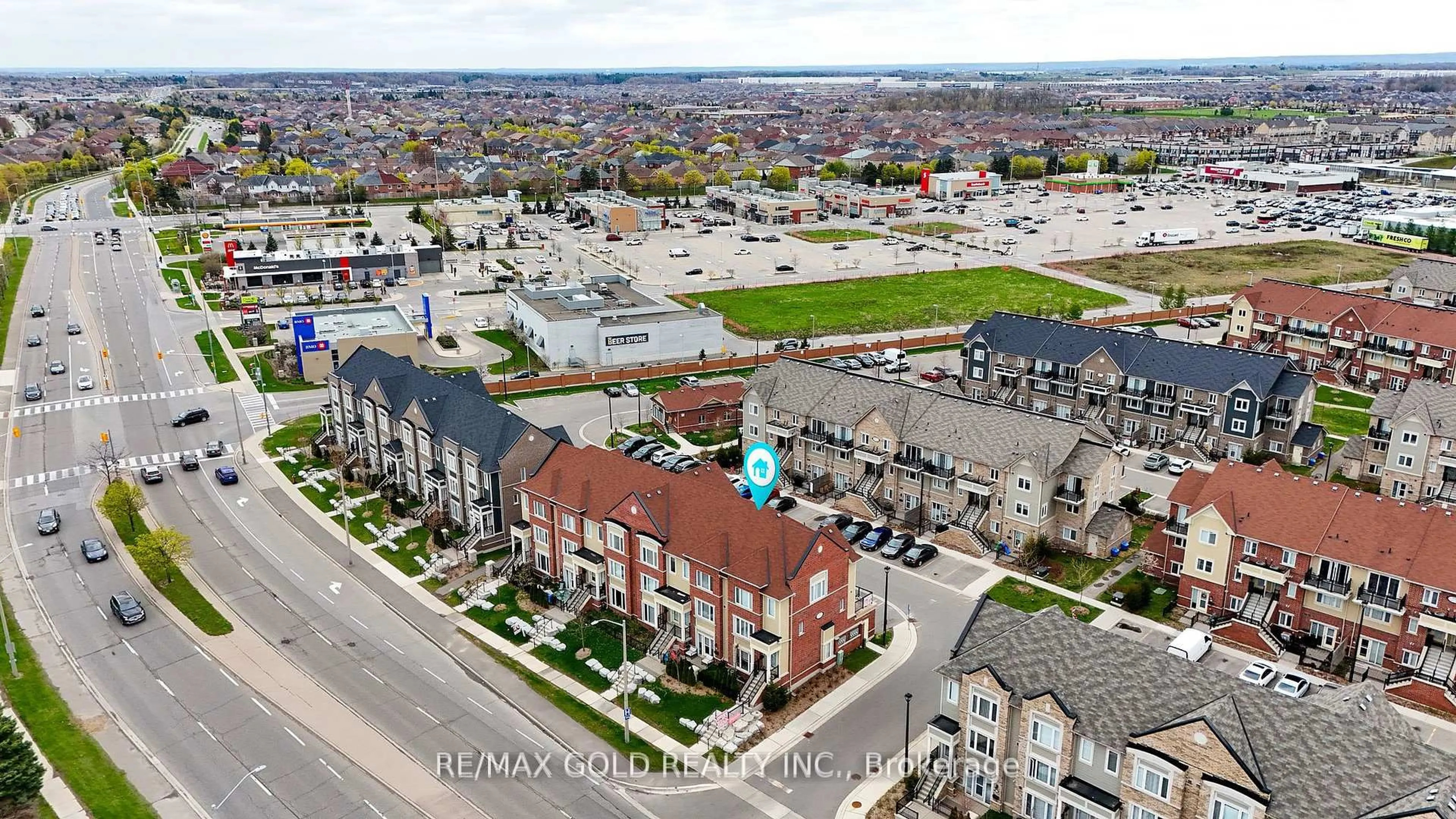 A pic from outside/outdoor area/front of a property/back of a property/a pic from drone, city buildings view from balcony for 250 Sunny Meadow Blvd #68, Brampton Ontario L6R 3Y6