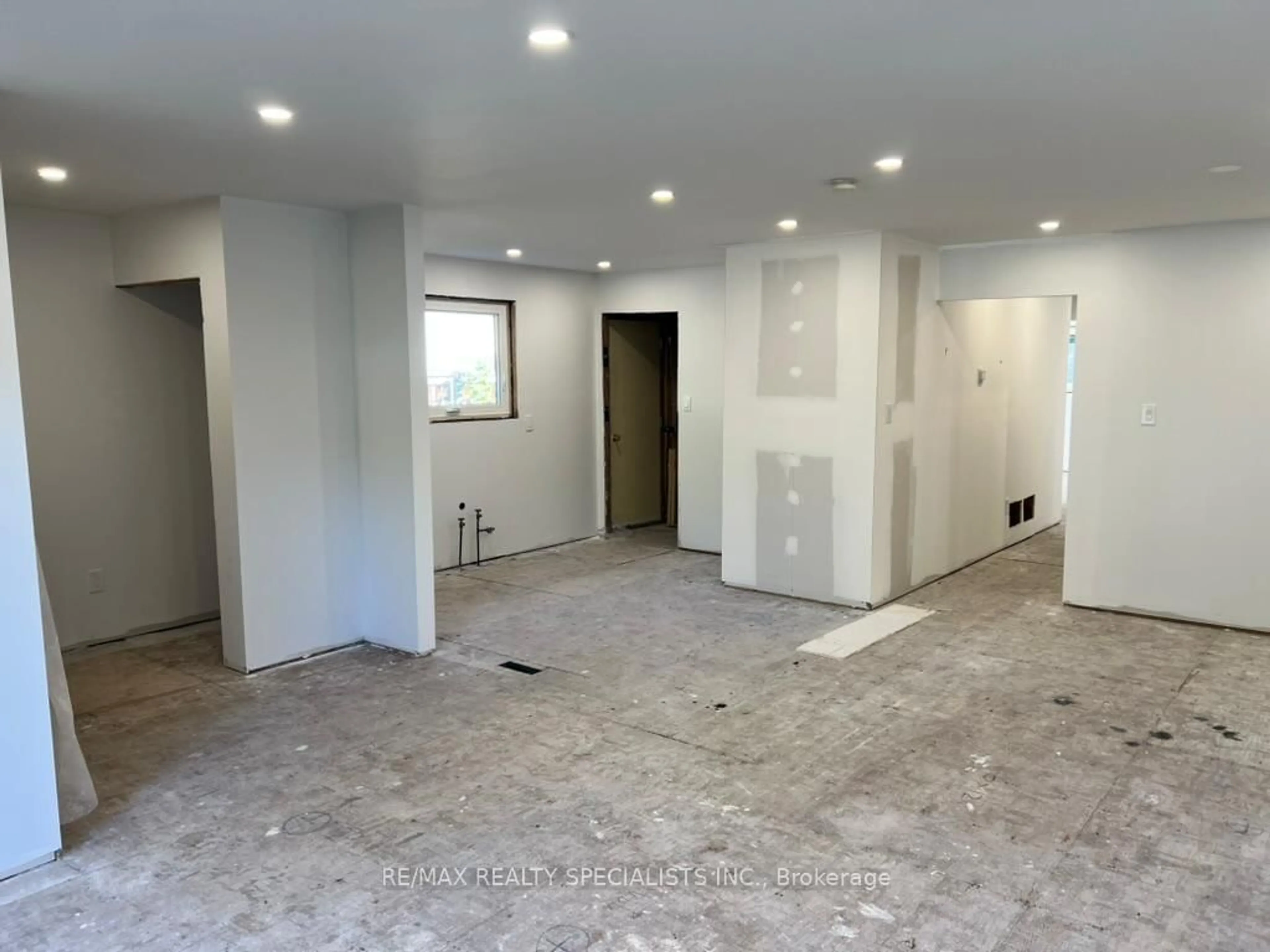 A pic of a room for 87 Bonham Blvd, Mississauga Ontario L5M 1C8