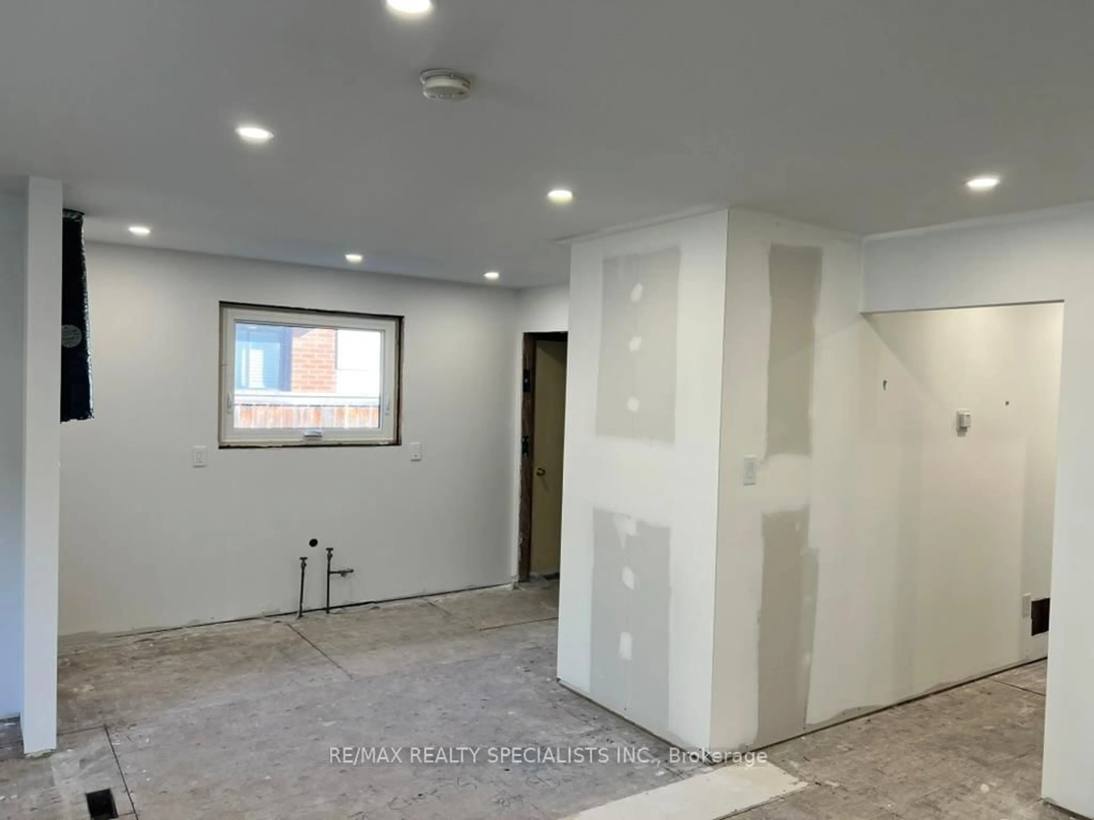 A pic of a room for 87 Bonham Blvd, Mississauga Ontario L5M 1C8