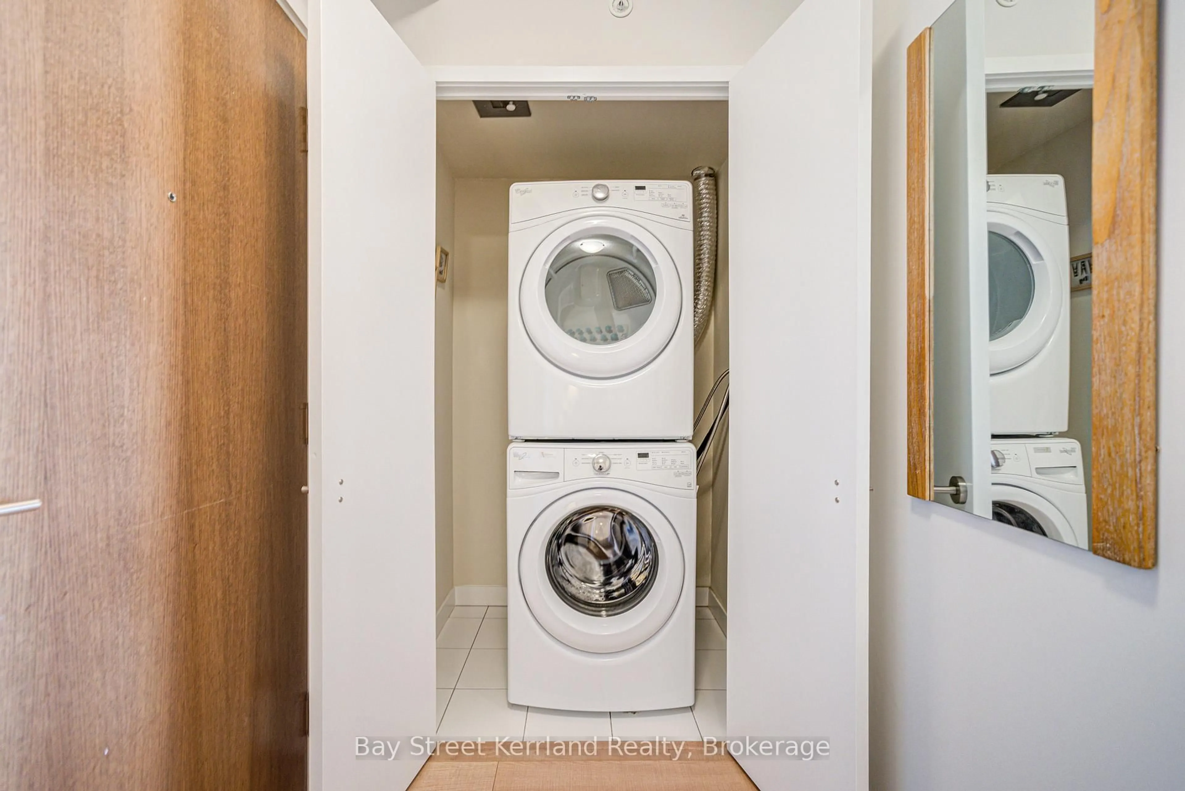 Laundry room for 3975 Grand Park Dr #3010, Mississauga Ontario L5B 0K4