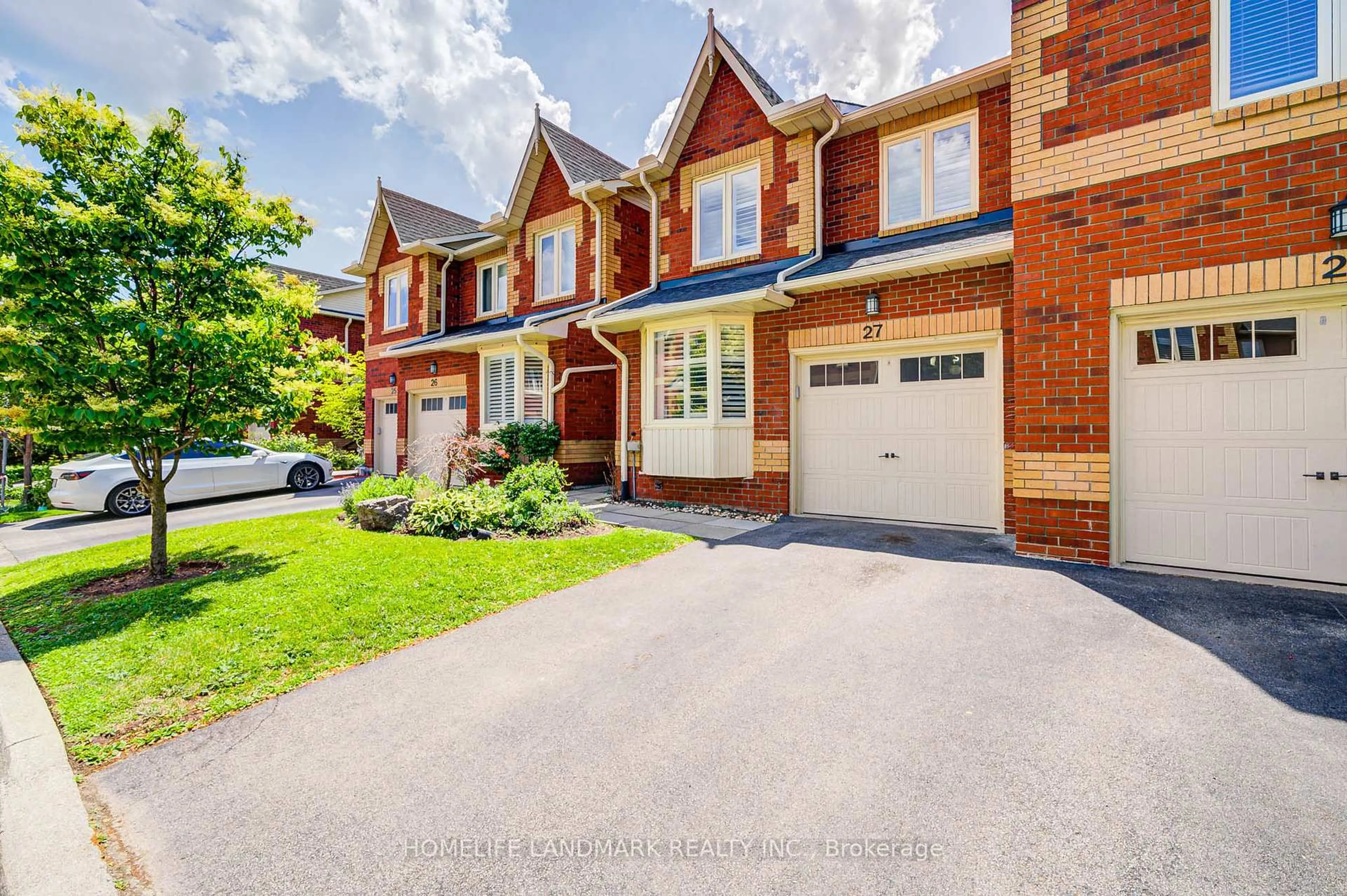 Home with brick exterior material, street for 2006 Glenada Cres #27, Oakville Ontario L6H 5R9