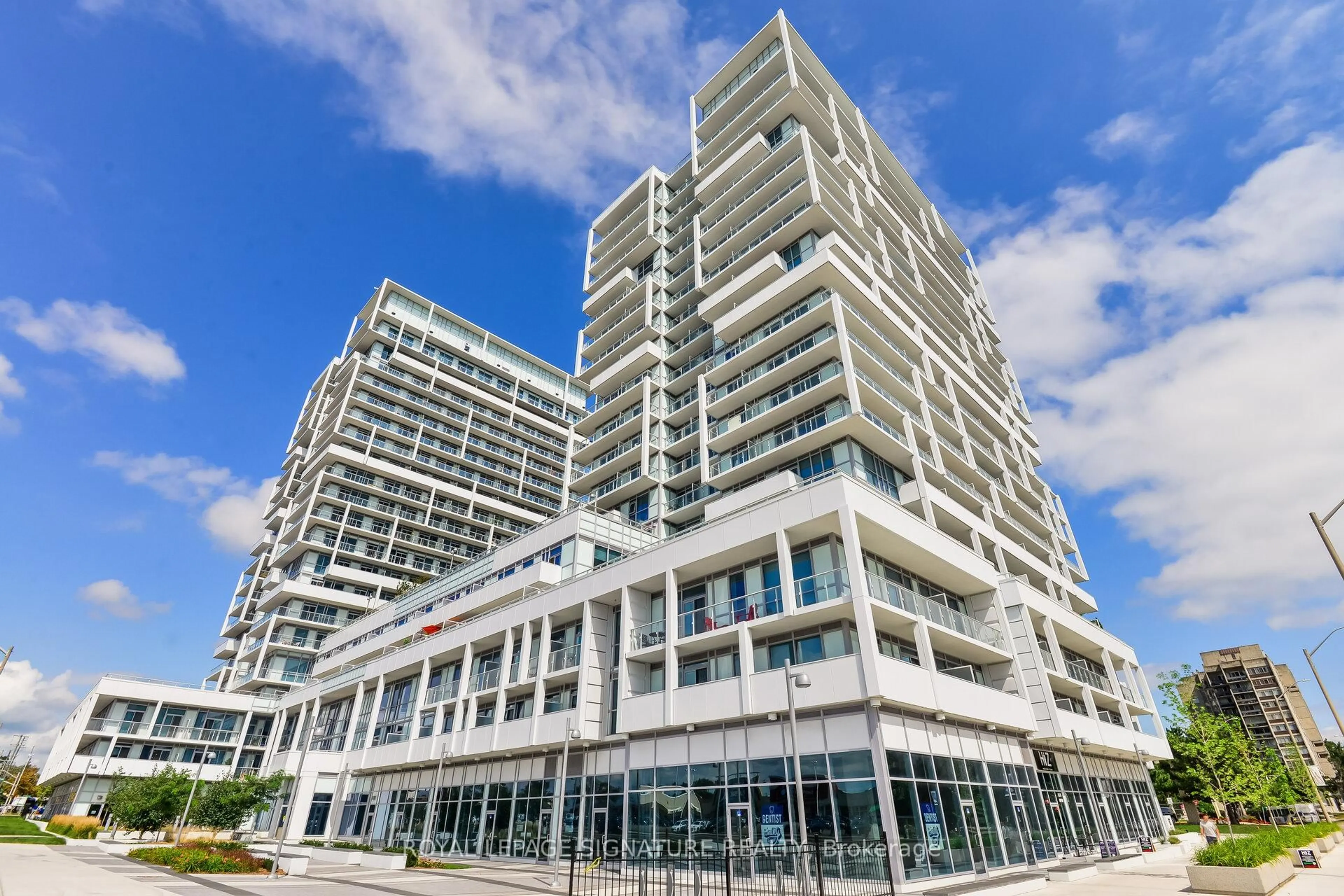 Unknown for 65 Speers Rd #610, Oakville Ontario L6K 0J1