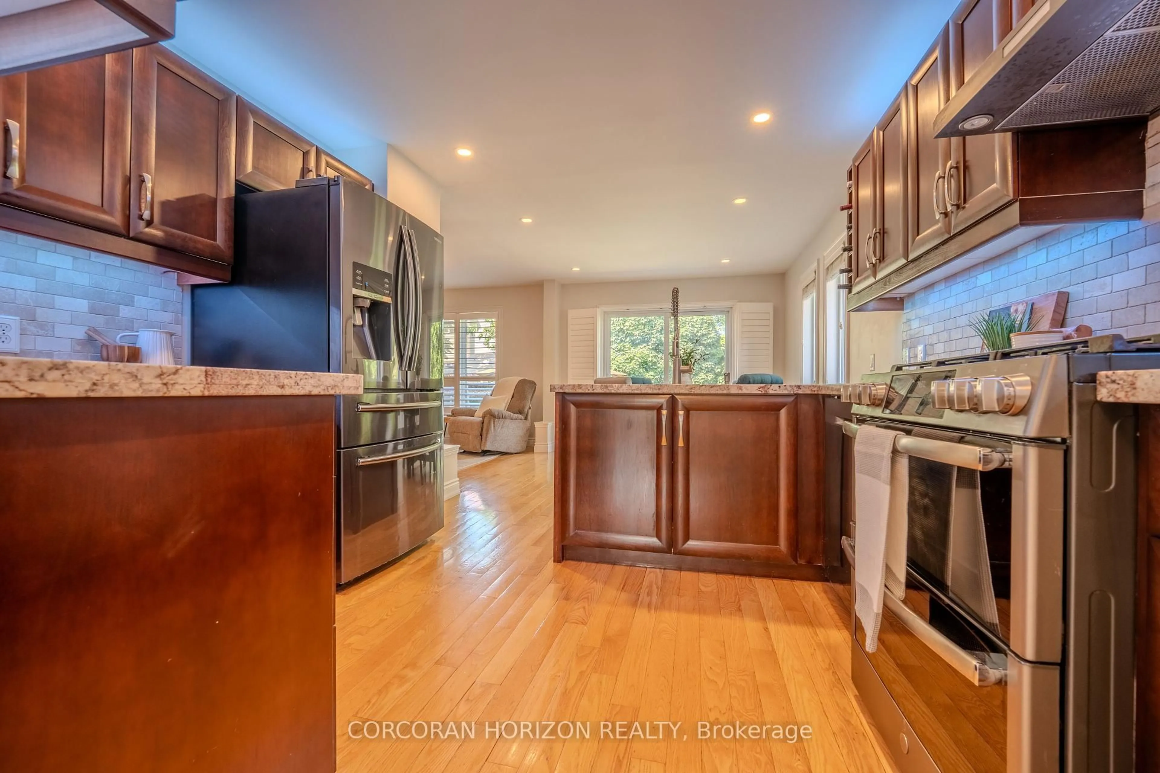 Open concept kitchen, unknown for 2963 Jackson Dr, Burlington Ontario L7M 4K6