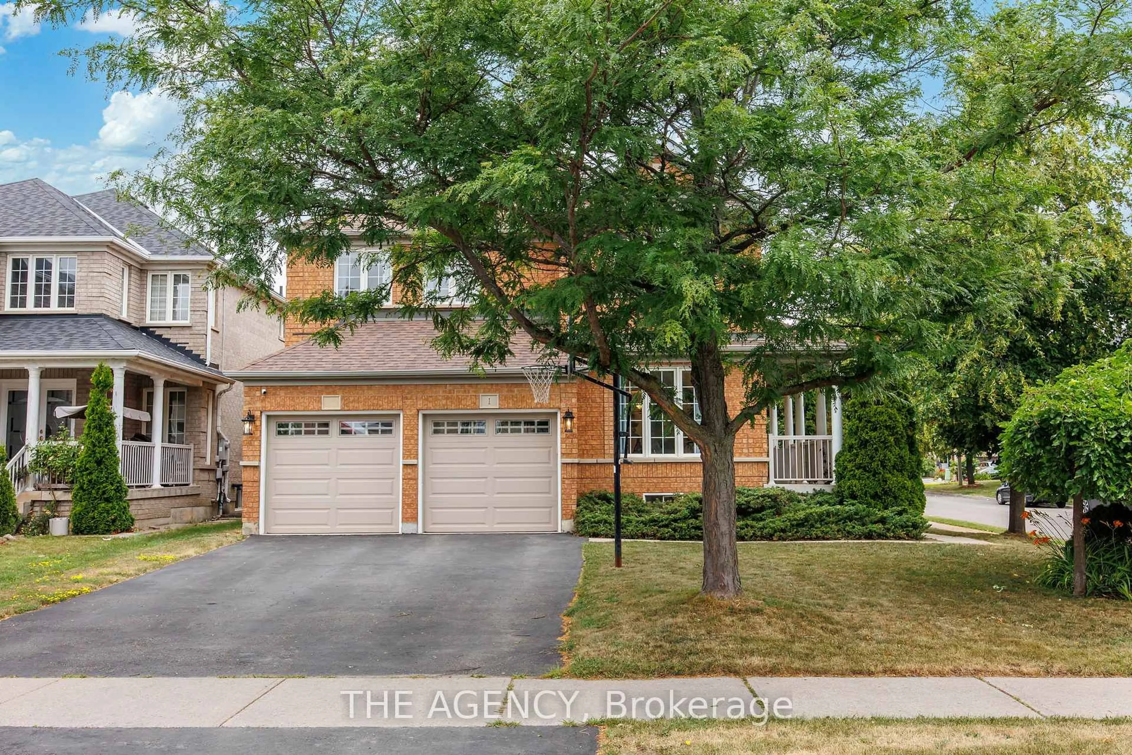 Home with brick exterior material, street for 1 Applegrove Crt, Brampton Ontario L6R 2Y9