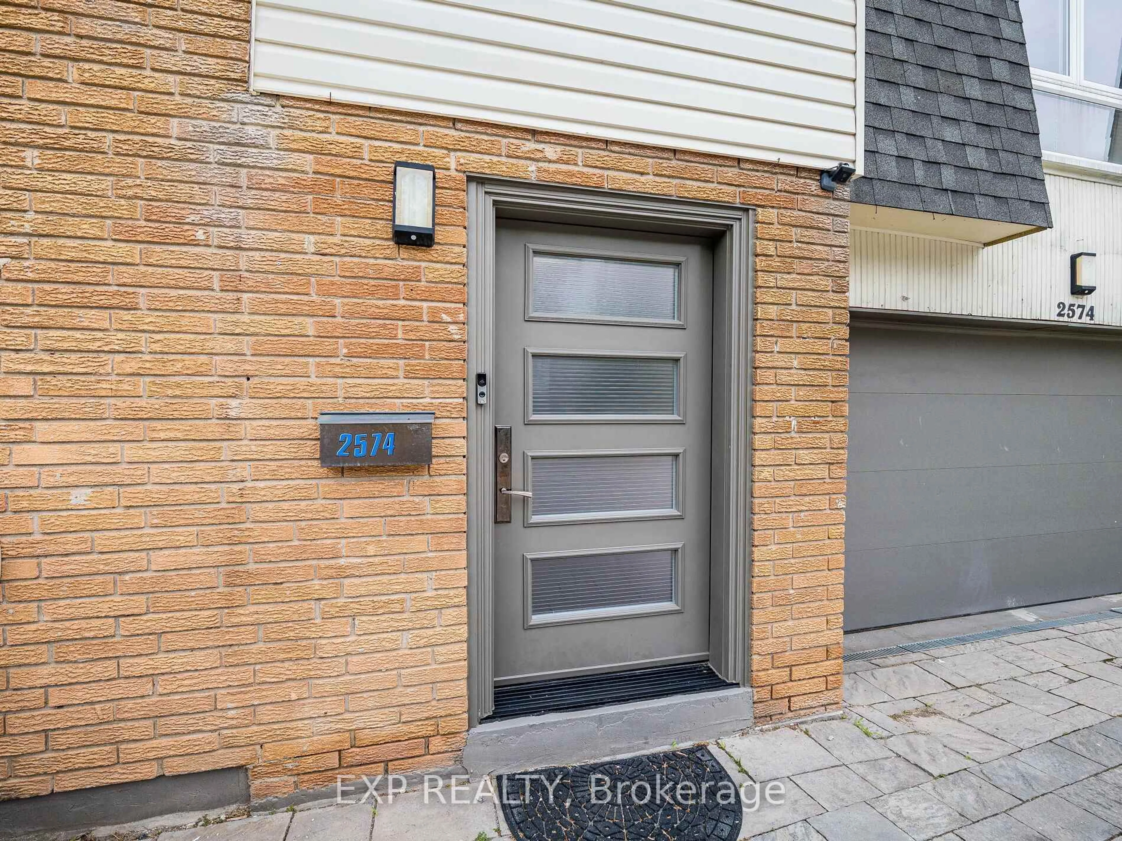 Unknown for 2574 Council Ring Rd, Mississauga Ontario L5L 1X5