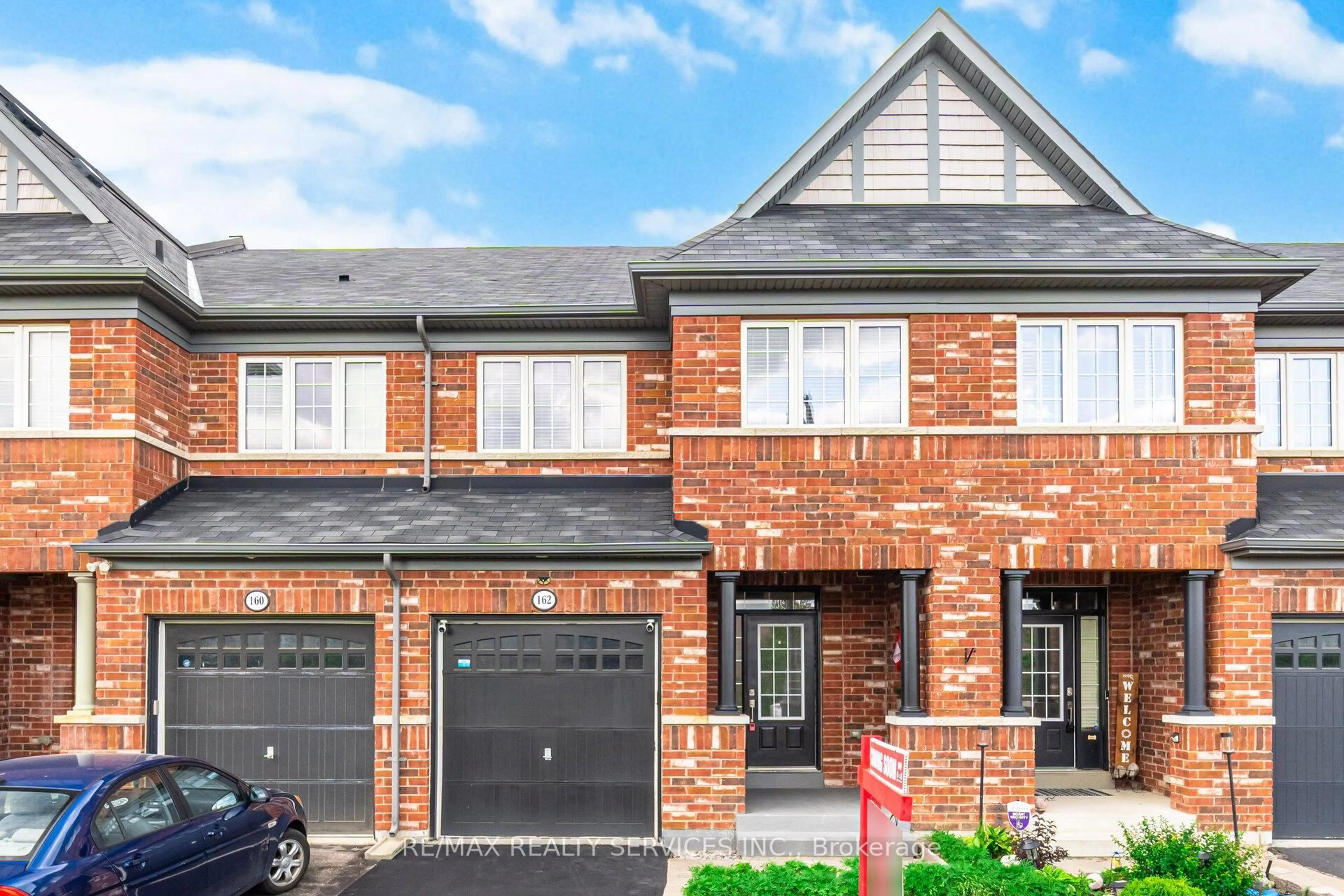 Home with brick exterior material, street for 162 Sussexvale Dr, Brampton Ontario L6R 3R2