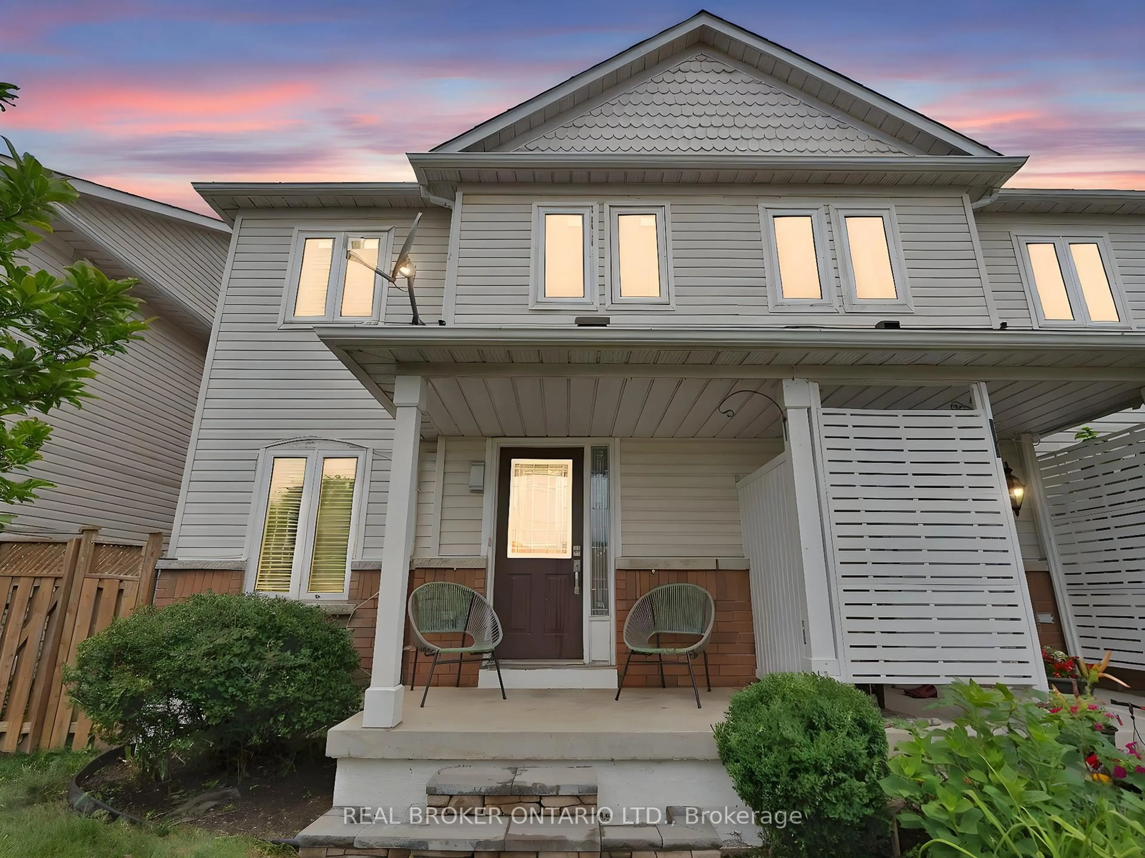 Home with vinyl exterior material, street for 1106 Davis Lane, Milton Ontario L9T 5P9