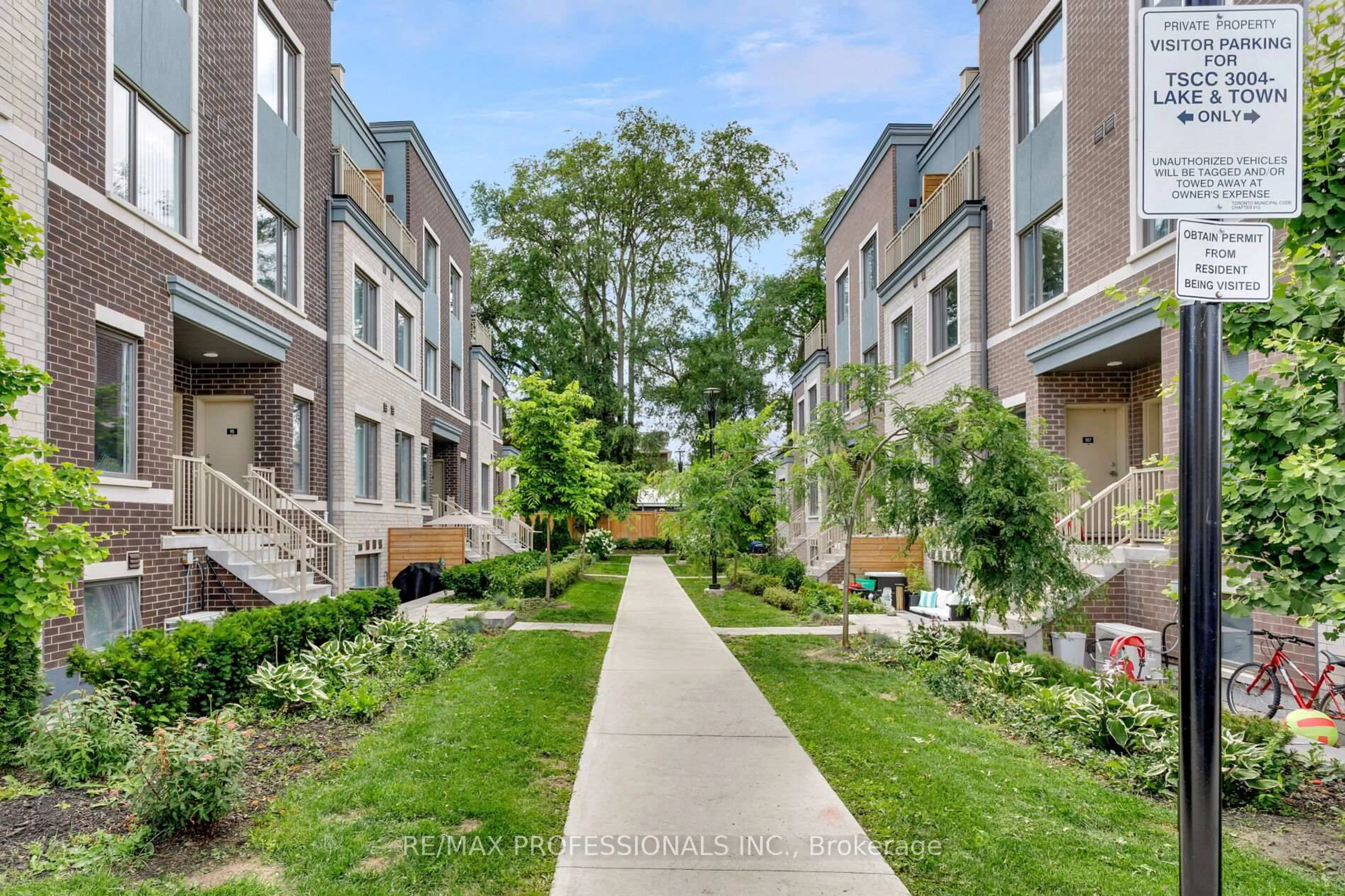 Patio, street for 20 William Jackson Way #98, Toronto Ontario M8V 0J7