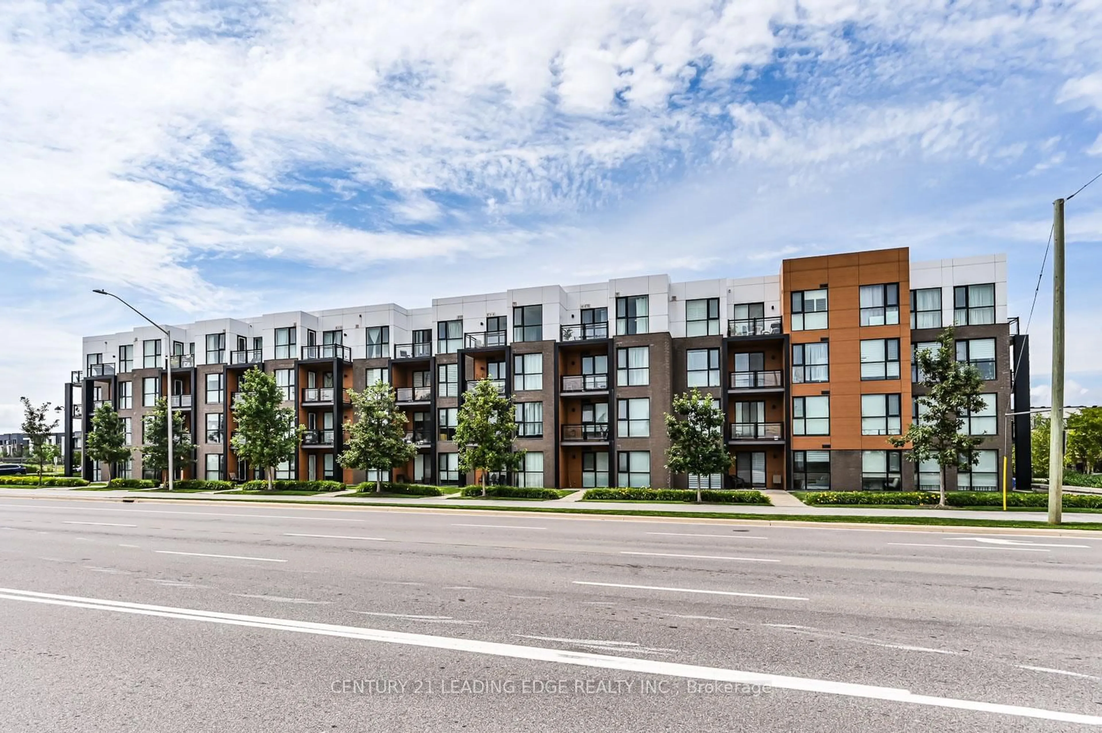 Unknown for 168 Sabina Dr #301, Oakville Ontario L6H 0W5