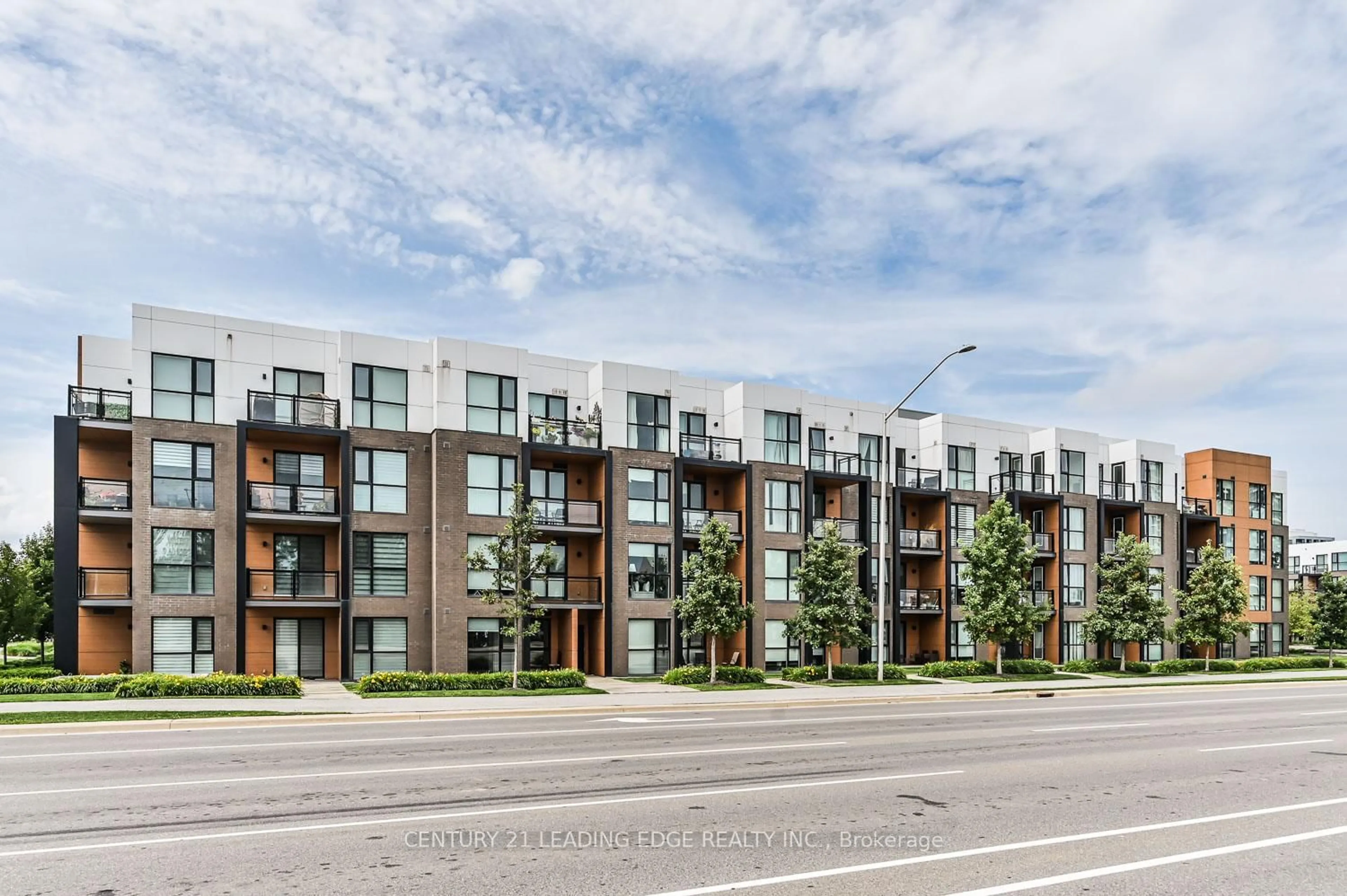 Unknown for 168 Sabina Dr #301, Oakville Ontario L6H 0W5