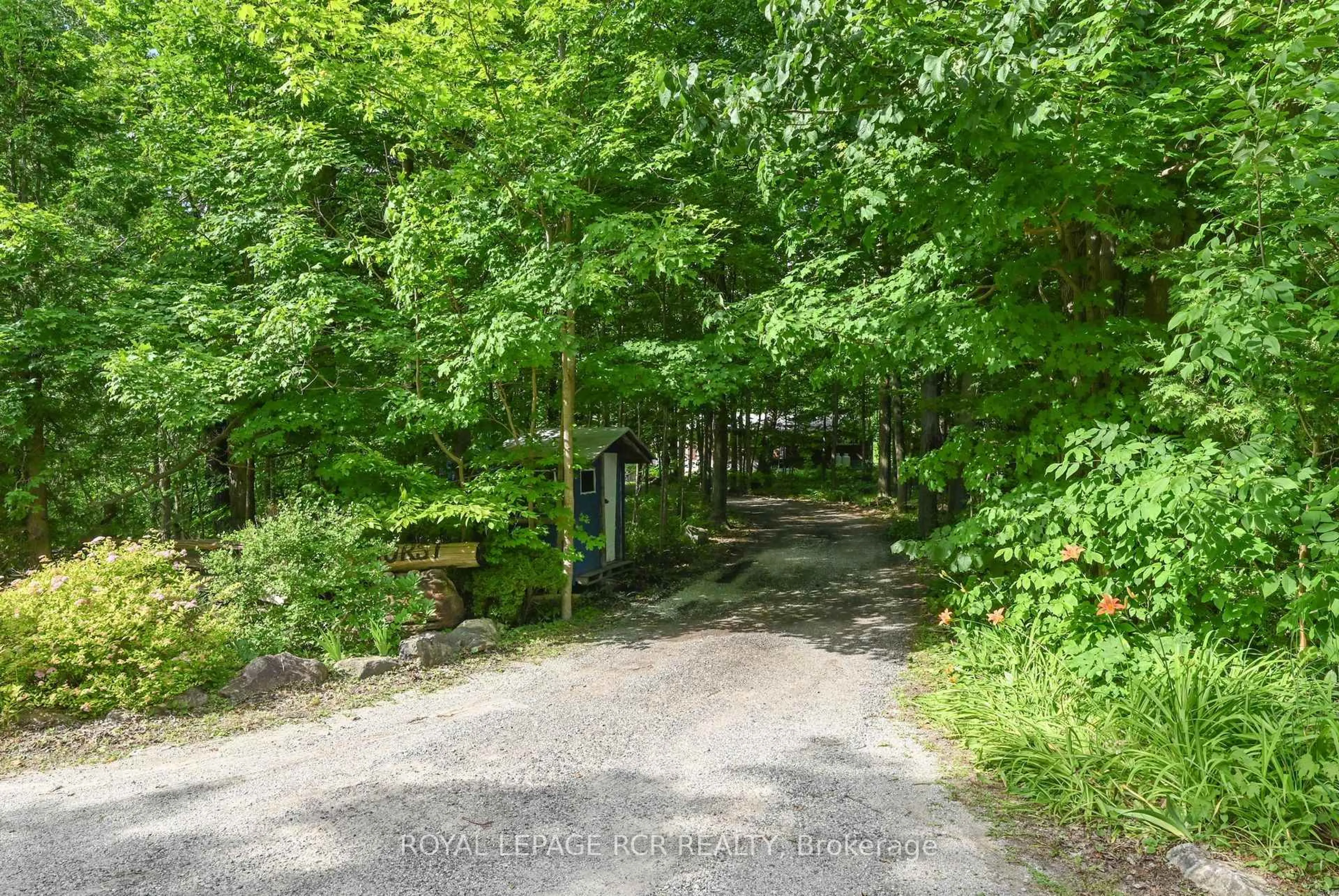 Unknown for 14007 Fifth Line, Halton Hills Ontario L0P 1H0