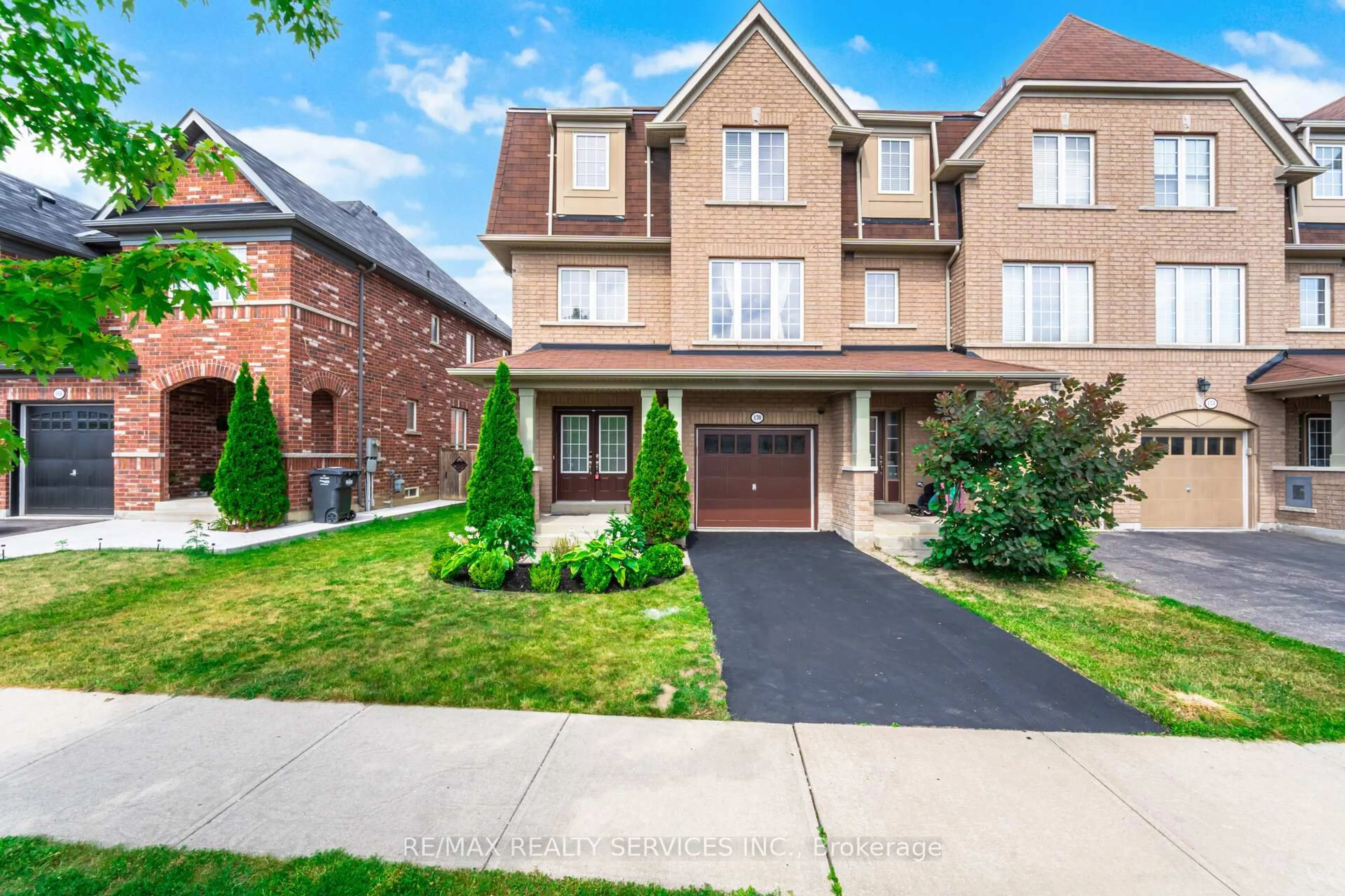 Home with brick exterior material, street for 170 Sussexvale Dr, Brampton Ontario L6R 3R1