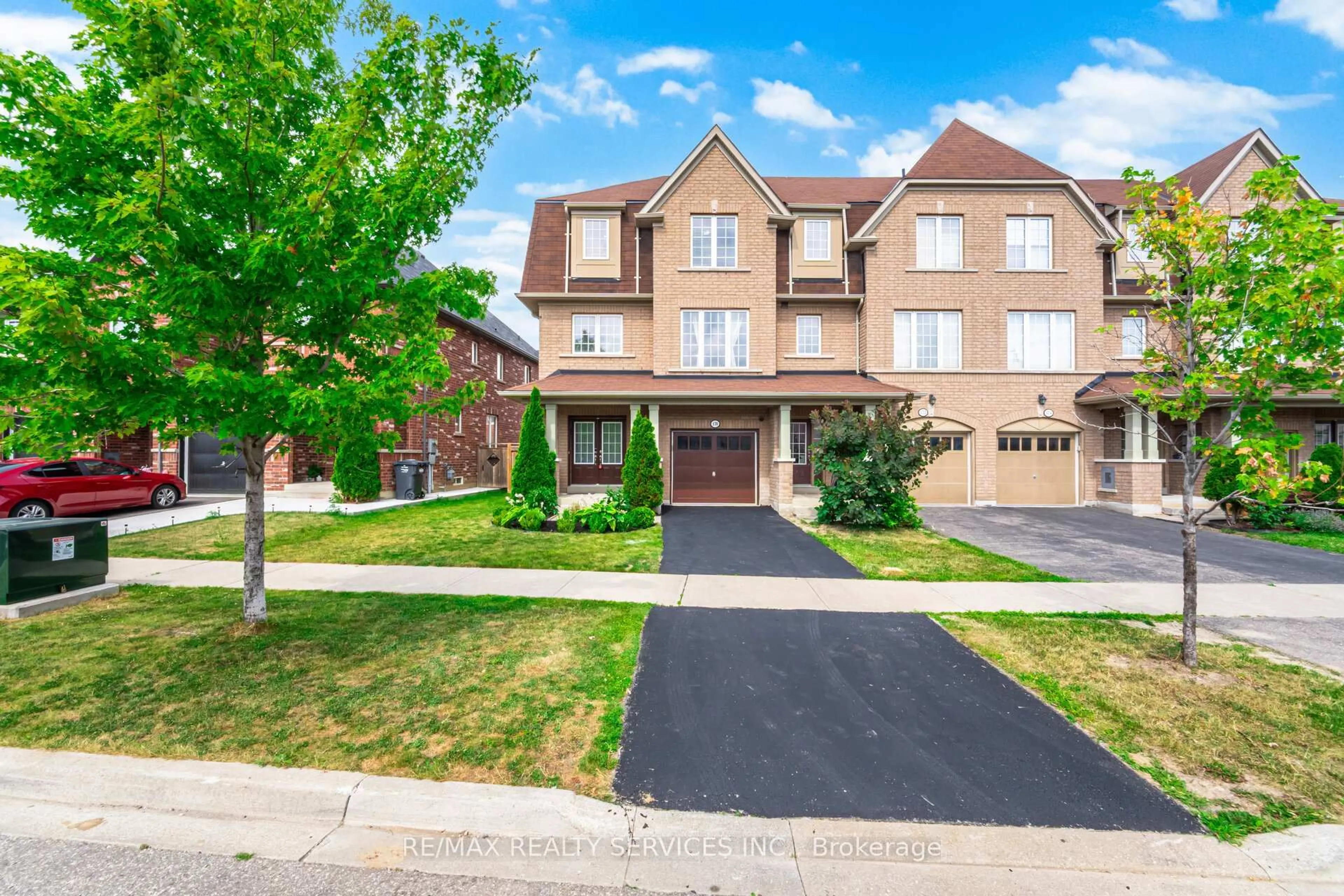 Unknown for 170 Sussexvale Dr, Brampton Ontario L6R 3R1