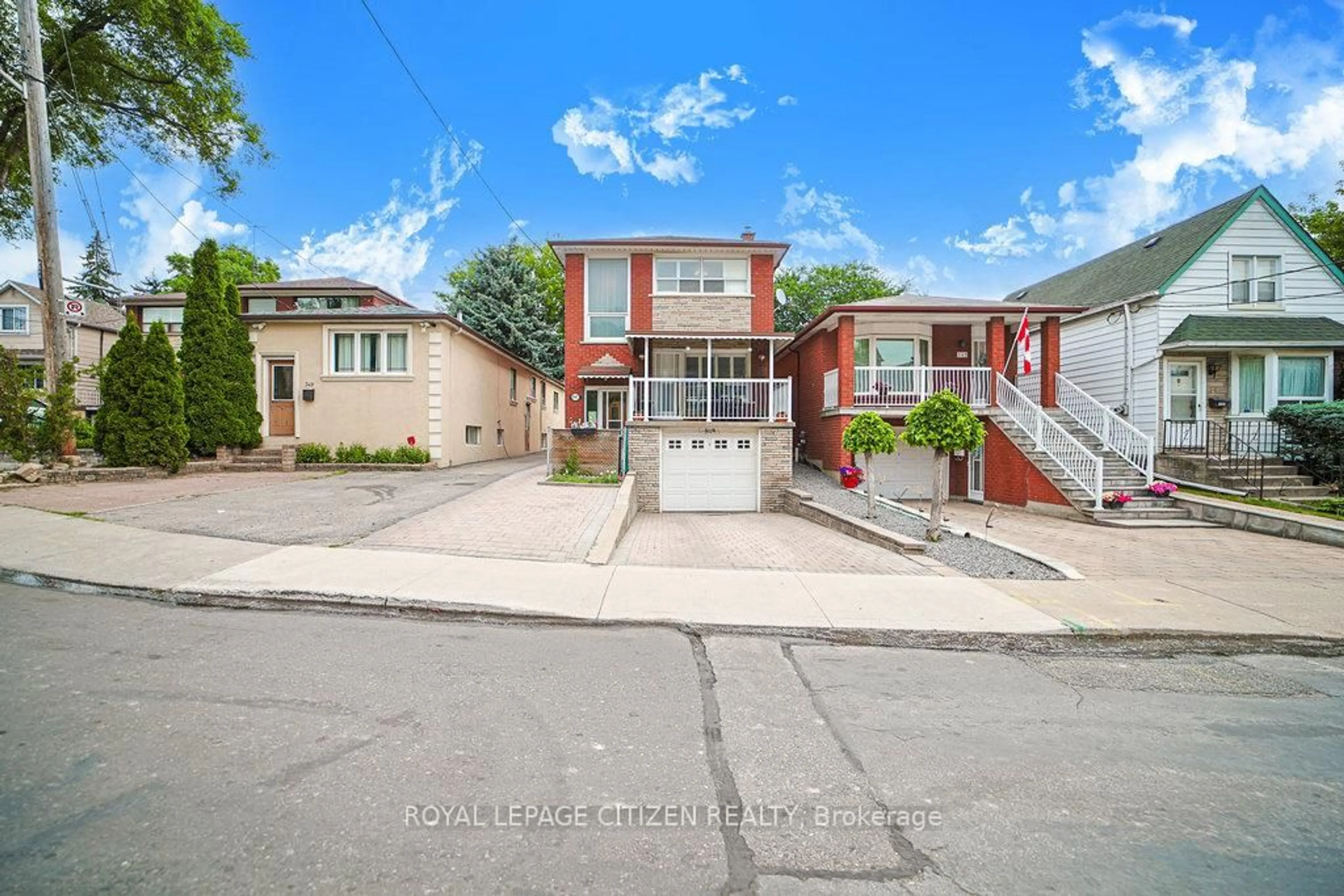 A pic from outside/outdoor area/front of a property/back of a property/a pic from drone, street for 347 Harvie Ave, Toronto Ontario M6E 4L6