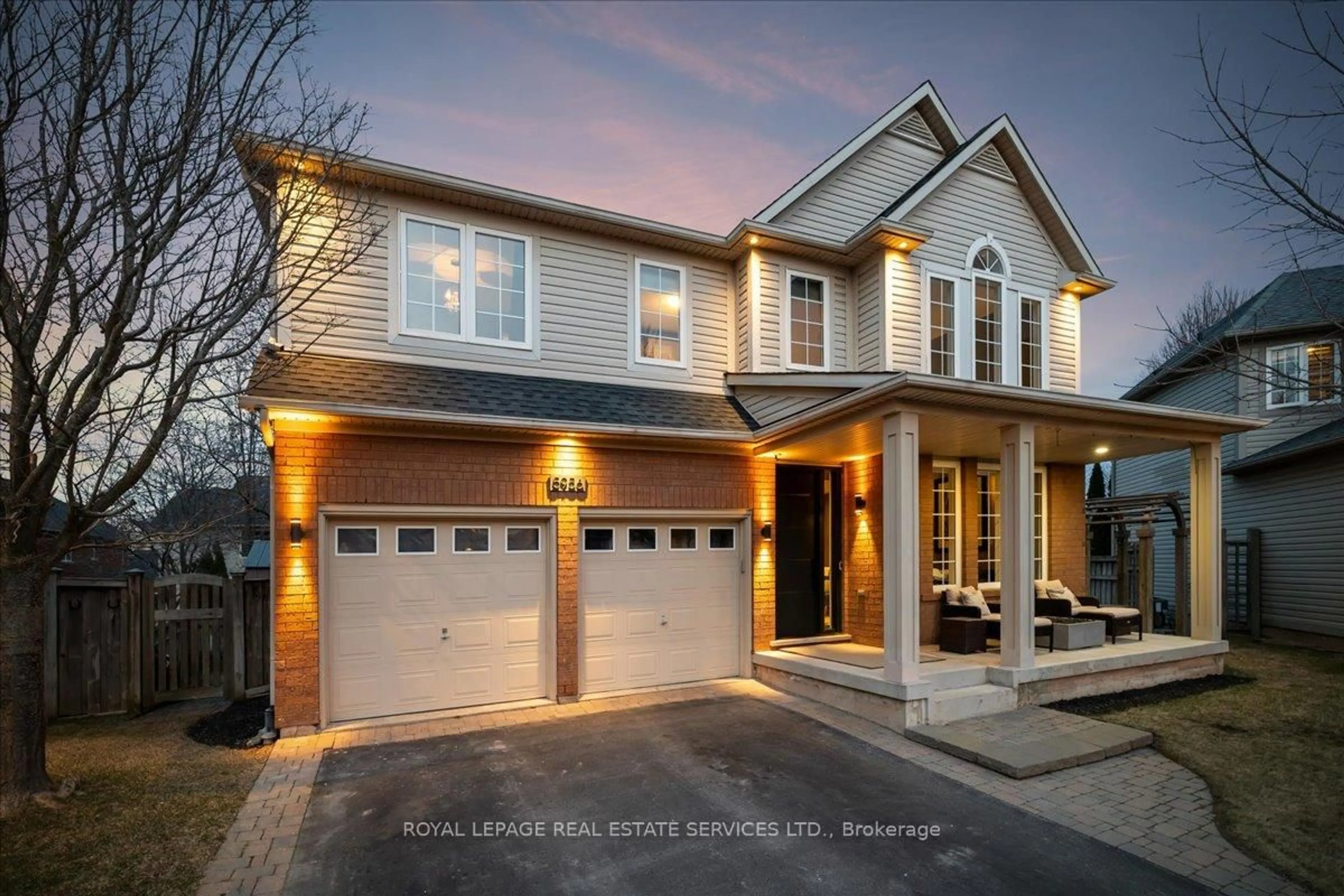 Home with brick exterior material, street for 5956 Chercover Crt, Burlington Ontario L7L 6T2
