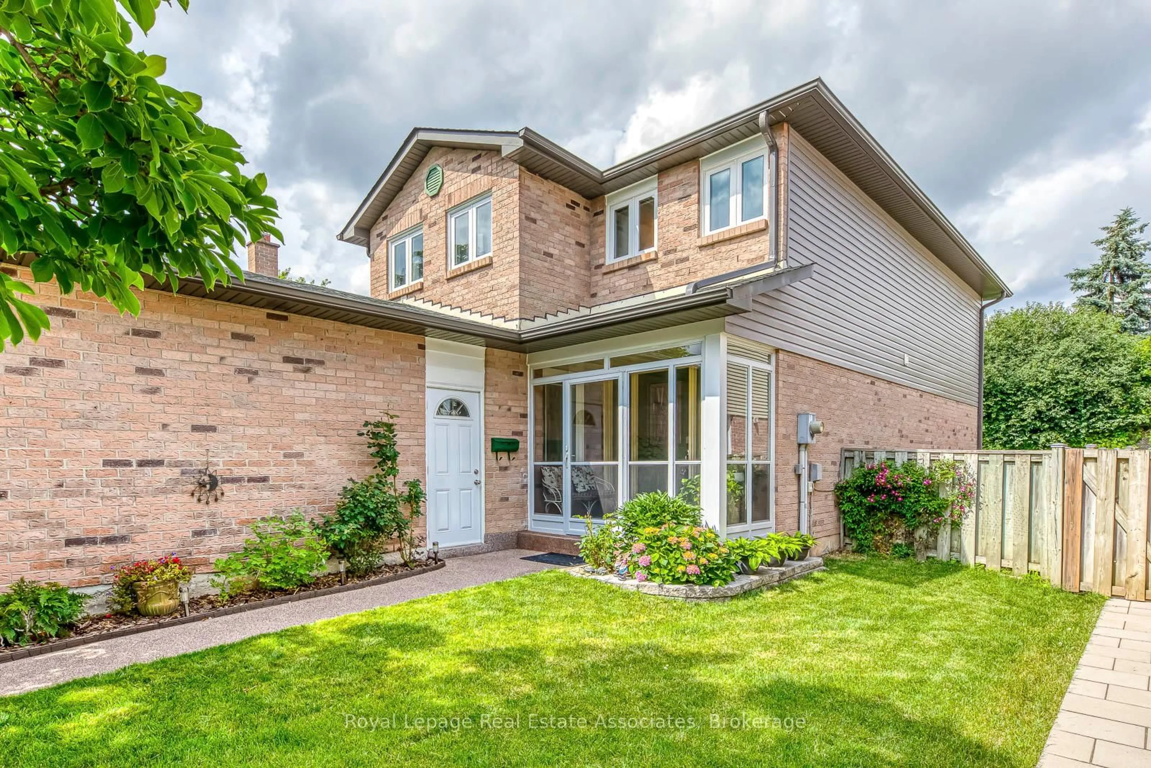 Home with brick exterior material, street for 6221 Millers Grve, Mississauga Ontario L5N 3C6