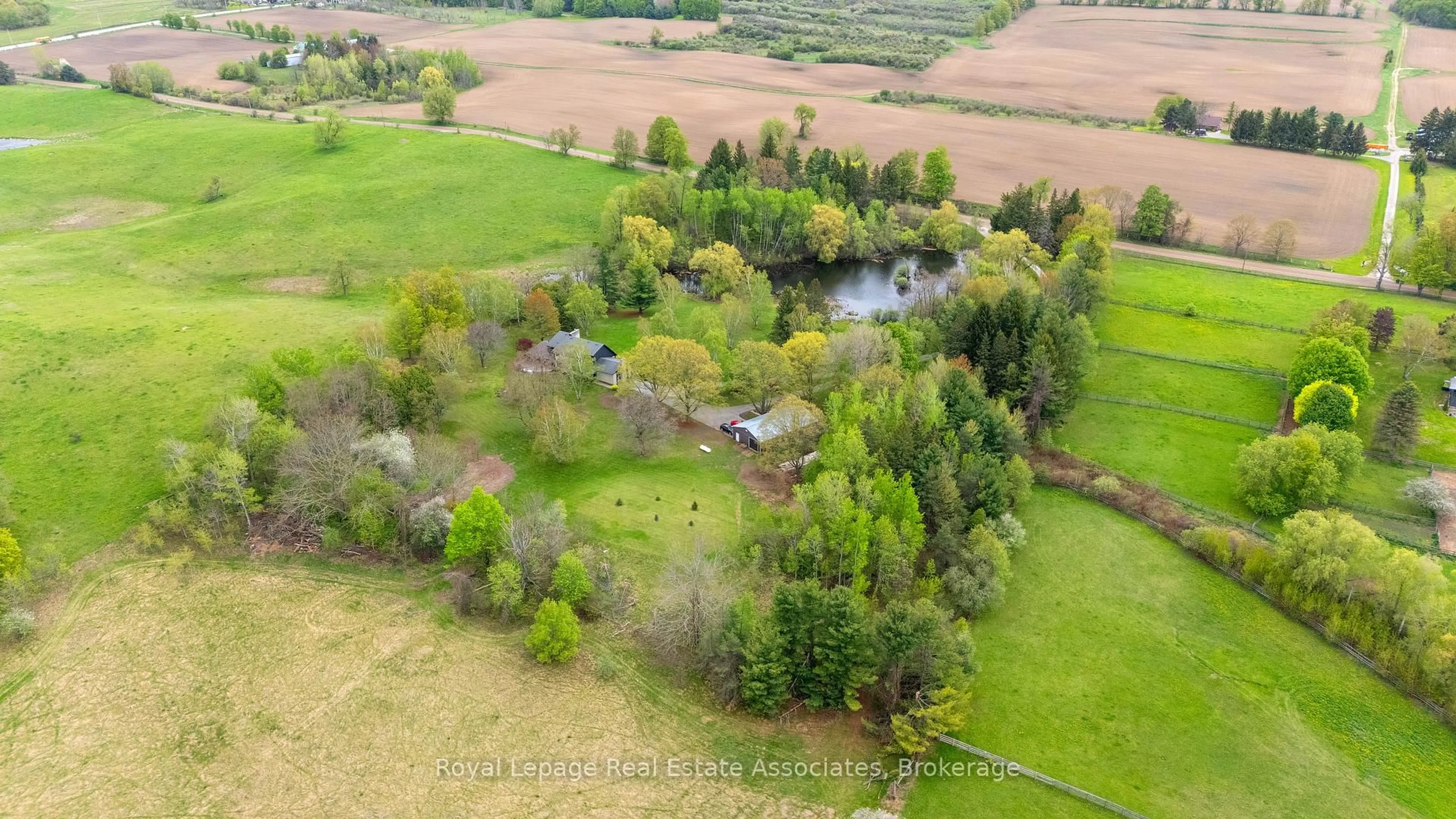 A pic from outside/outdoor area/front of a property/back of a property/a pic from drone, forest/trees view for 15633 Kennedy Rd, Caledon Ontario L7C 2H7