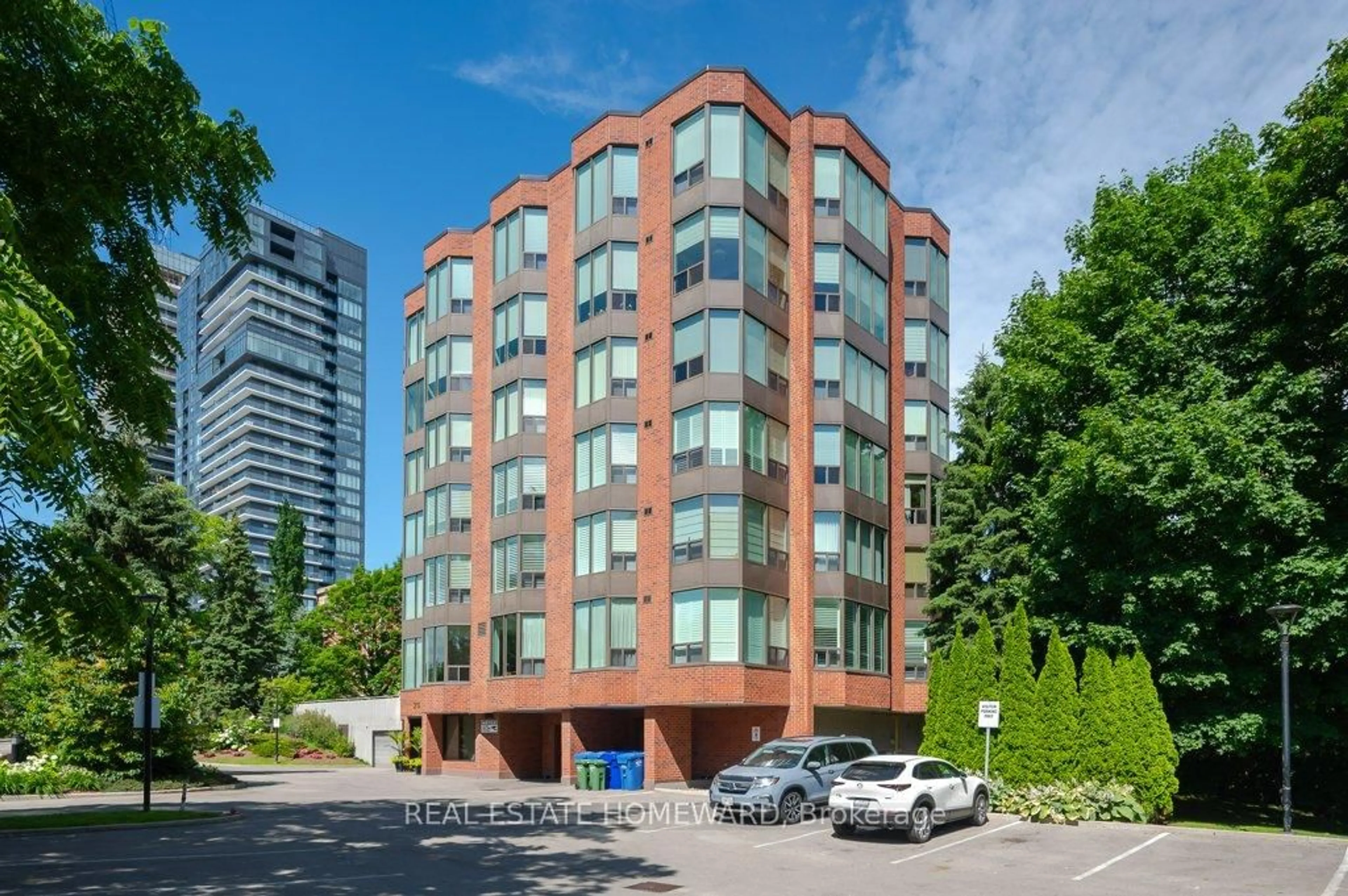 Unknown for 2121 Lakeshore Rd #203, Burlington Ontario L7R 1C9