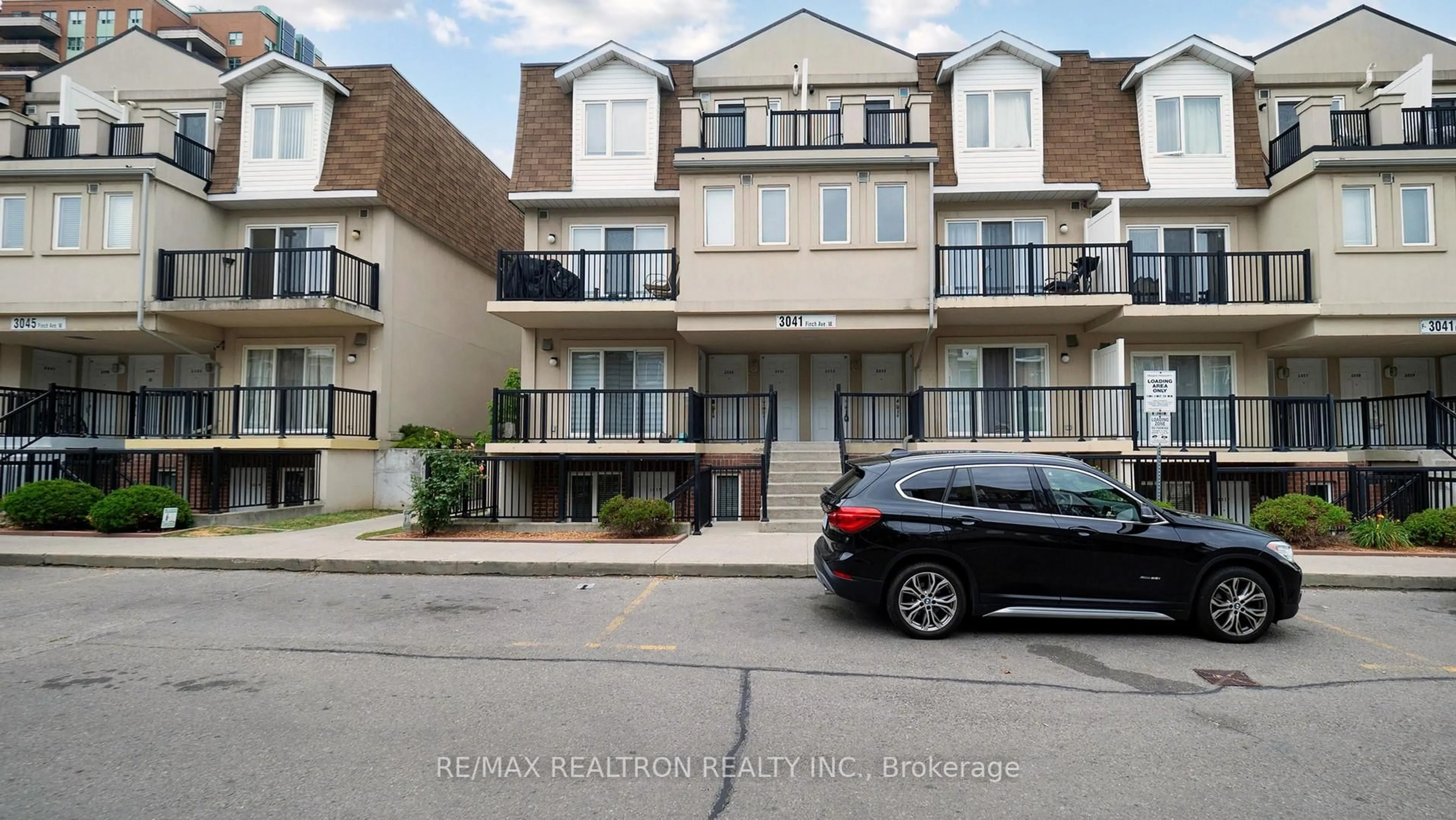 Unknown for 3041 Finch Ave #2052, Toronto Ontario M9M 0A4