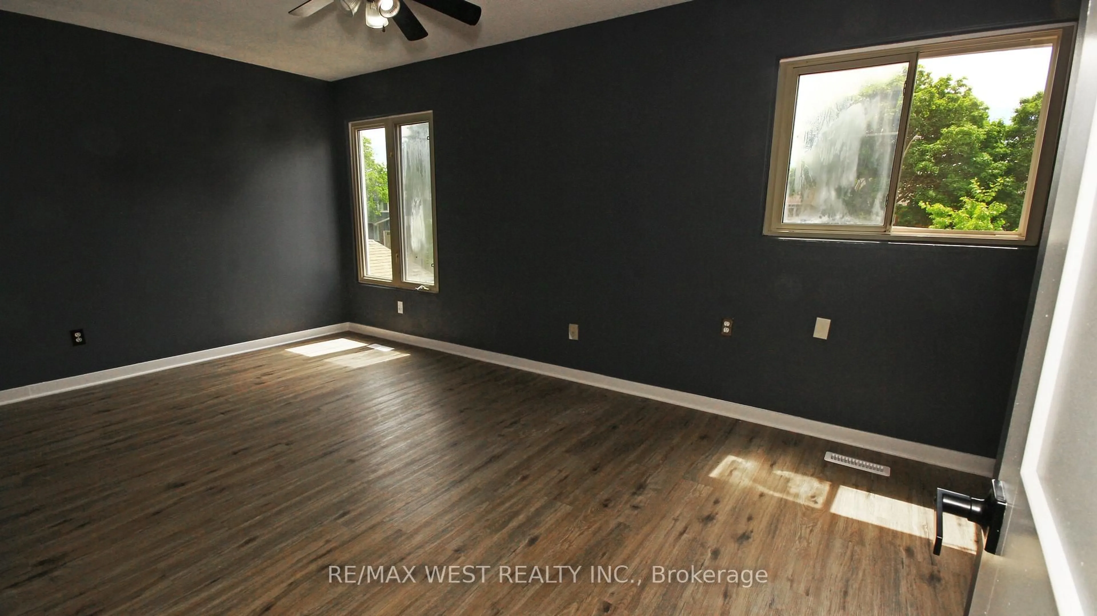 A pic of a room for 148 Fanshawe Dr, Brampton Ontario L6Z 1B1
