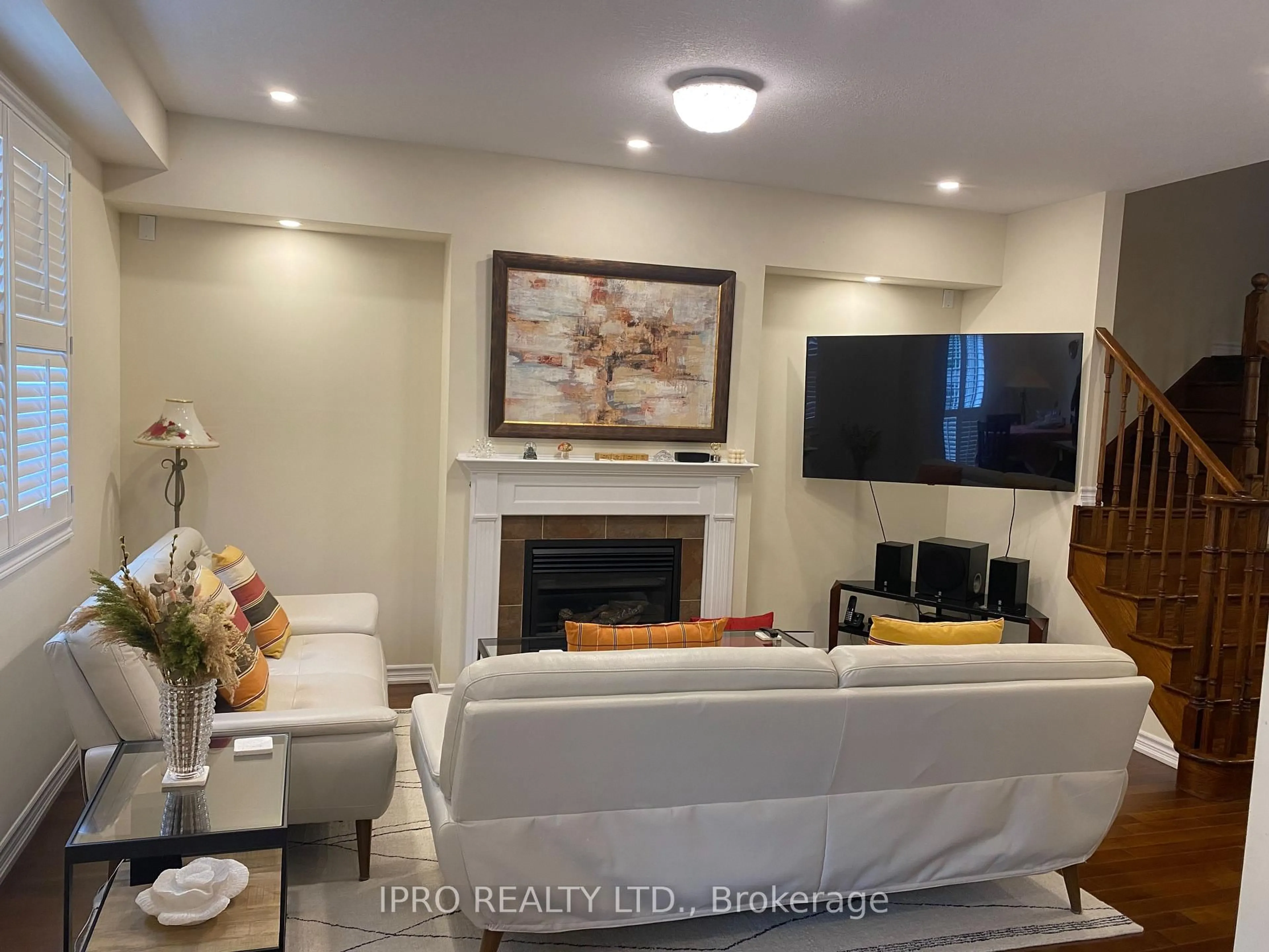 Living room with furniture, unknown for 624 Murray Meadows Pl, Milton Ontario L9T 8L7