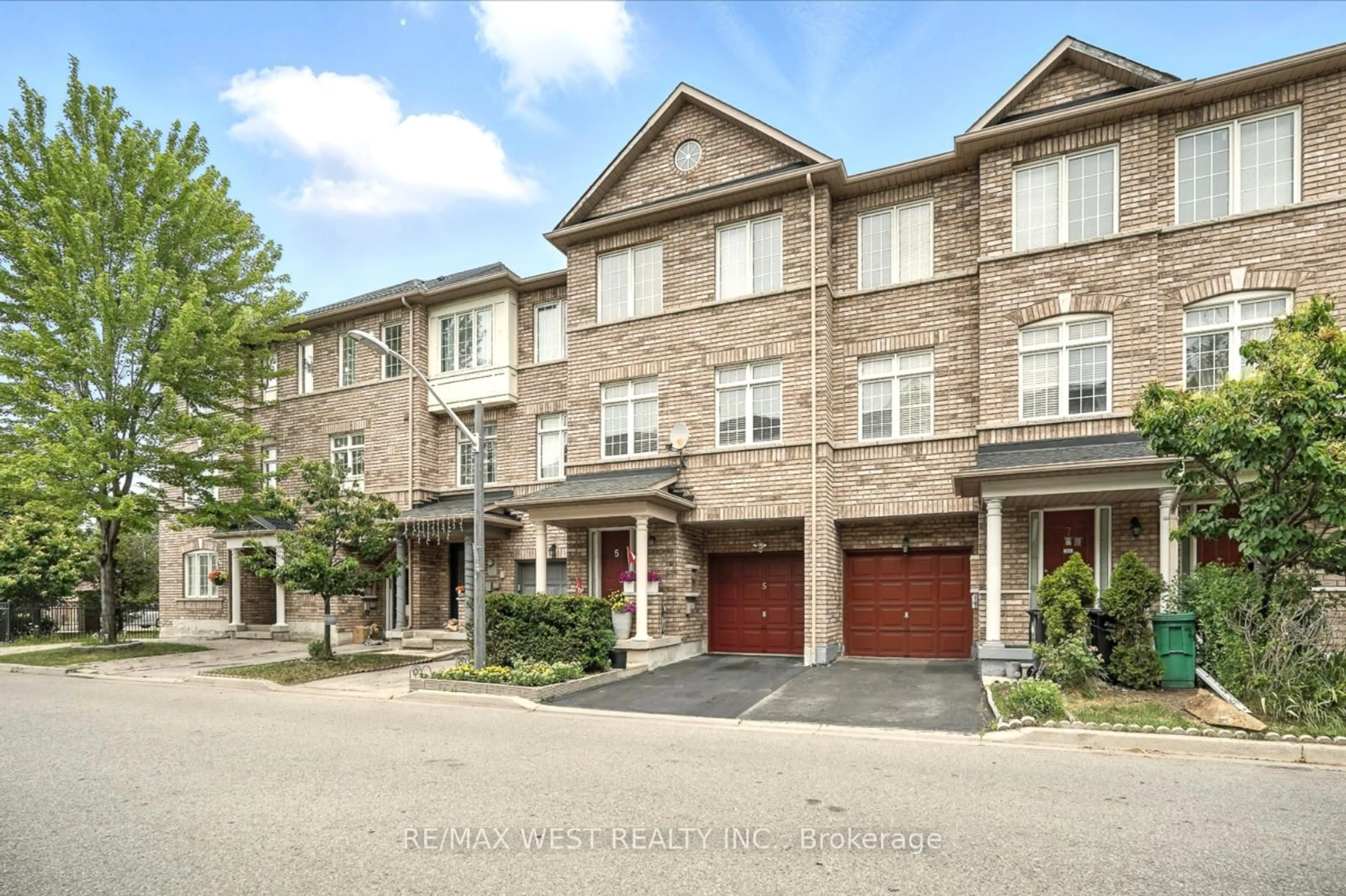 Unknown for 7035 Rexwood Rd #5, Mississauga Ontario L4T 4M6