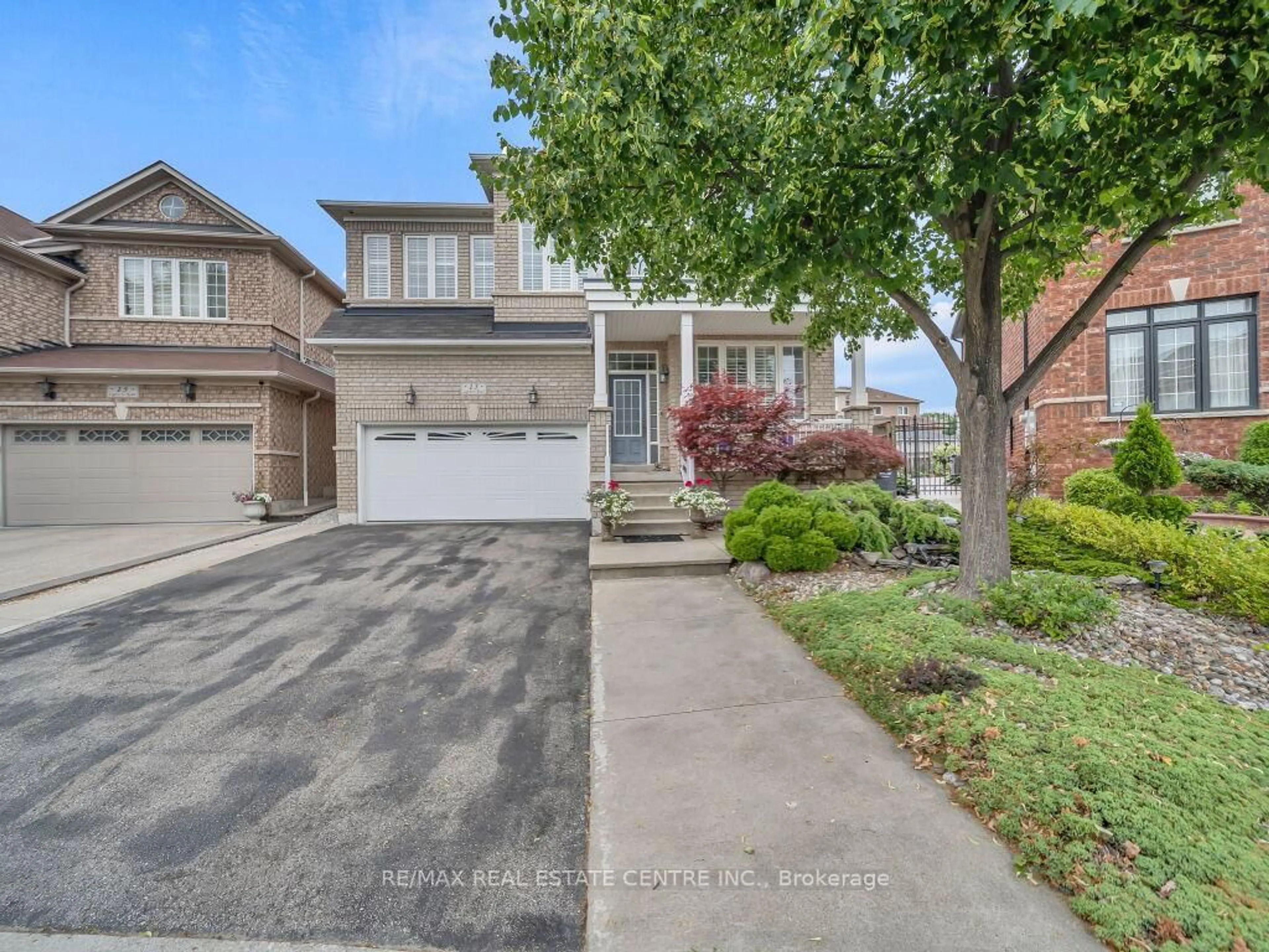 Unknown for 13 Lagrotto Rd, Brampton Ontario L6V 4S8