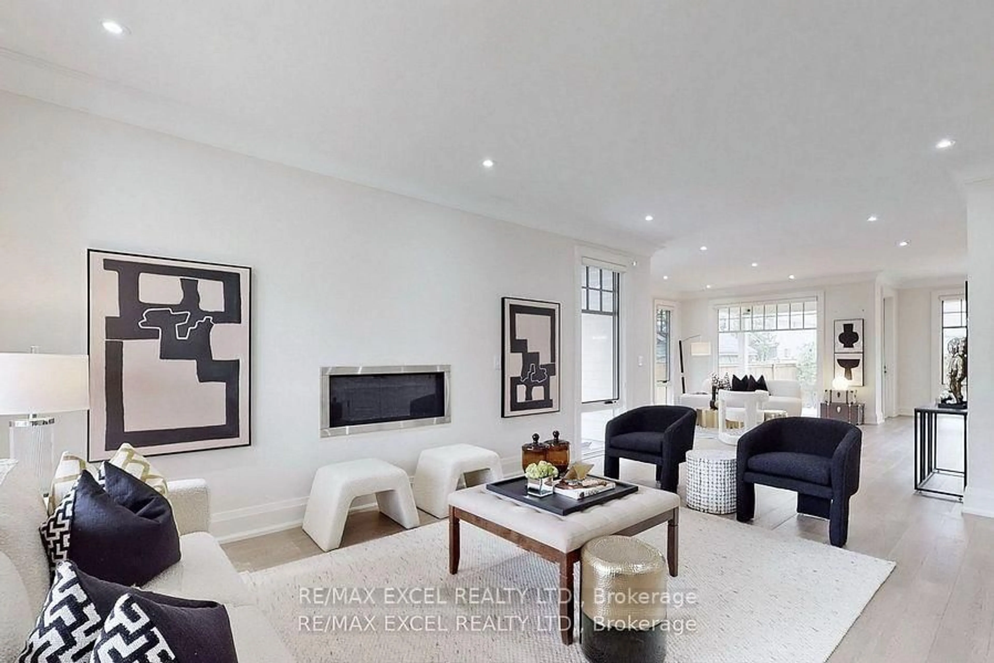 Living room with furniture, ceramic/tile floor for 430 Reynolds St, Oakville Ontario L6J 3M4