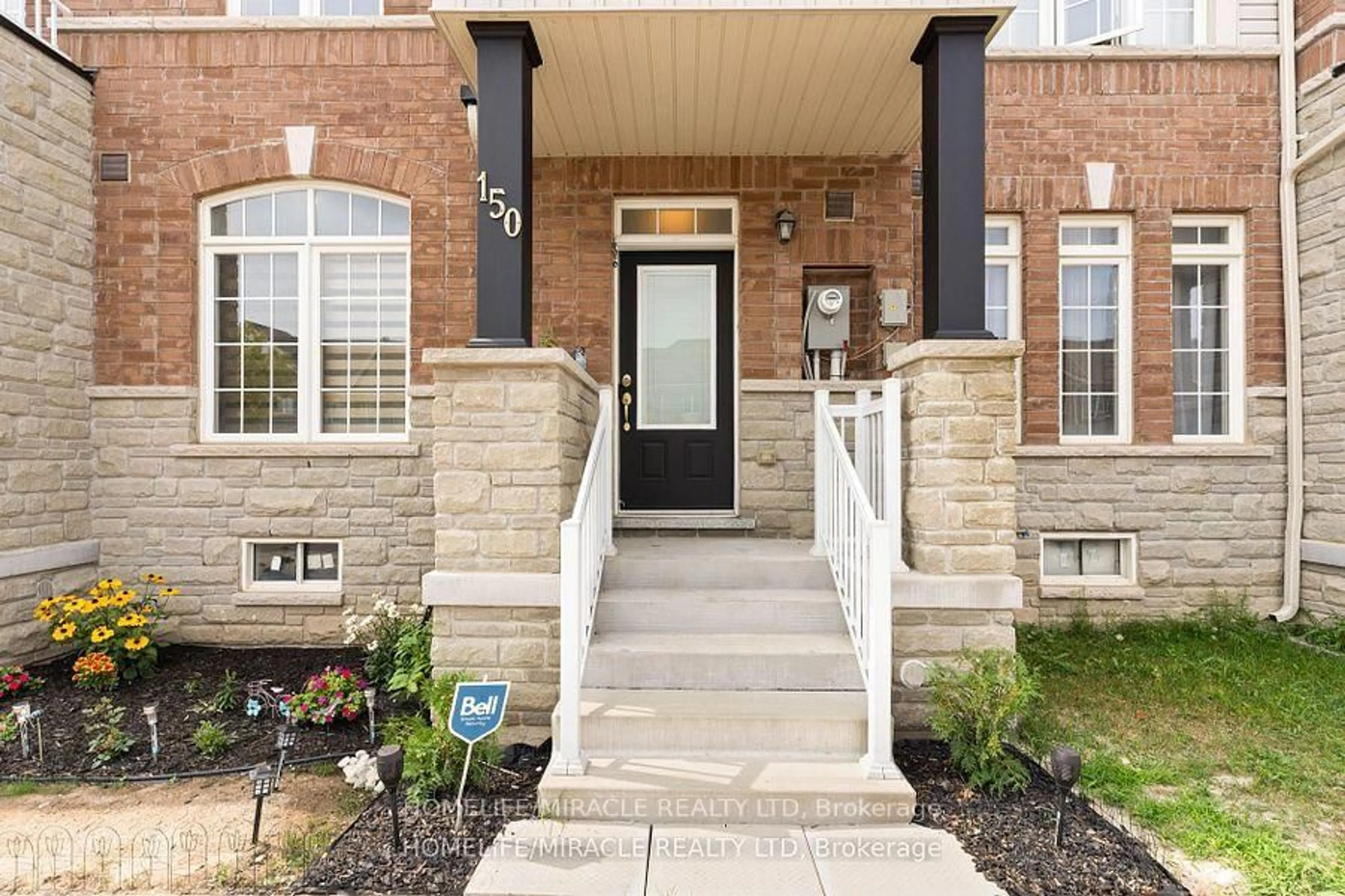 Home with brick exterior material, street for 150 Remembrance Rd, Brampton Ontario L7A 4X1