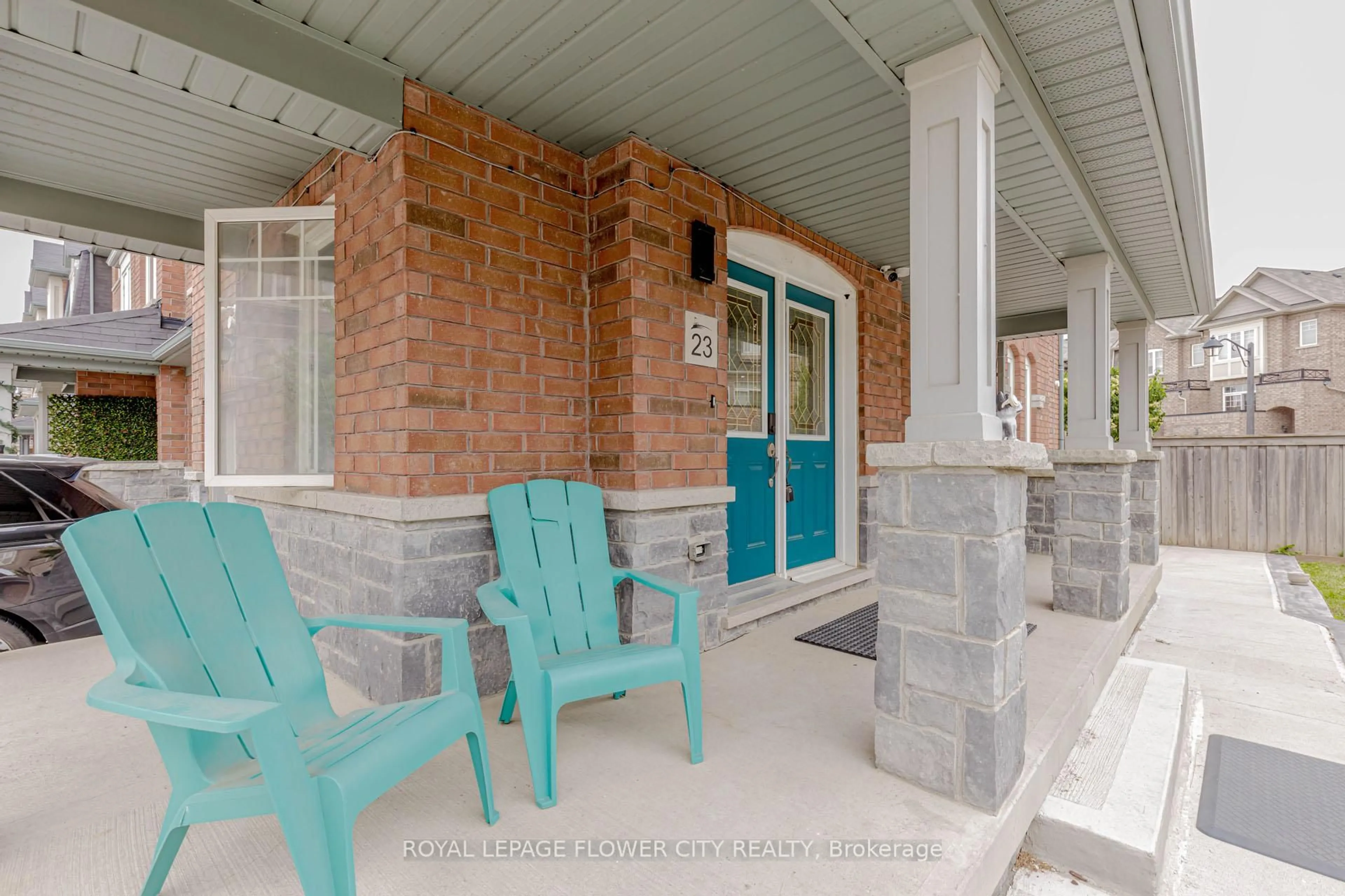 Patio, street for 23 NEW PINES Tr, Brampton Ontario L6Z 0G9