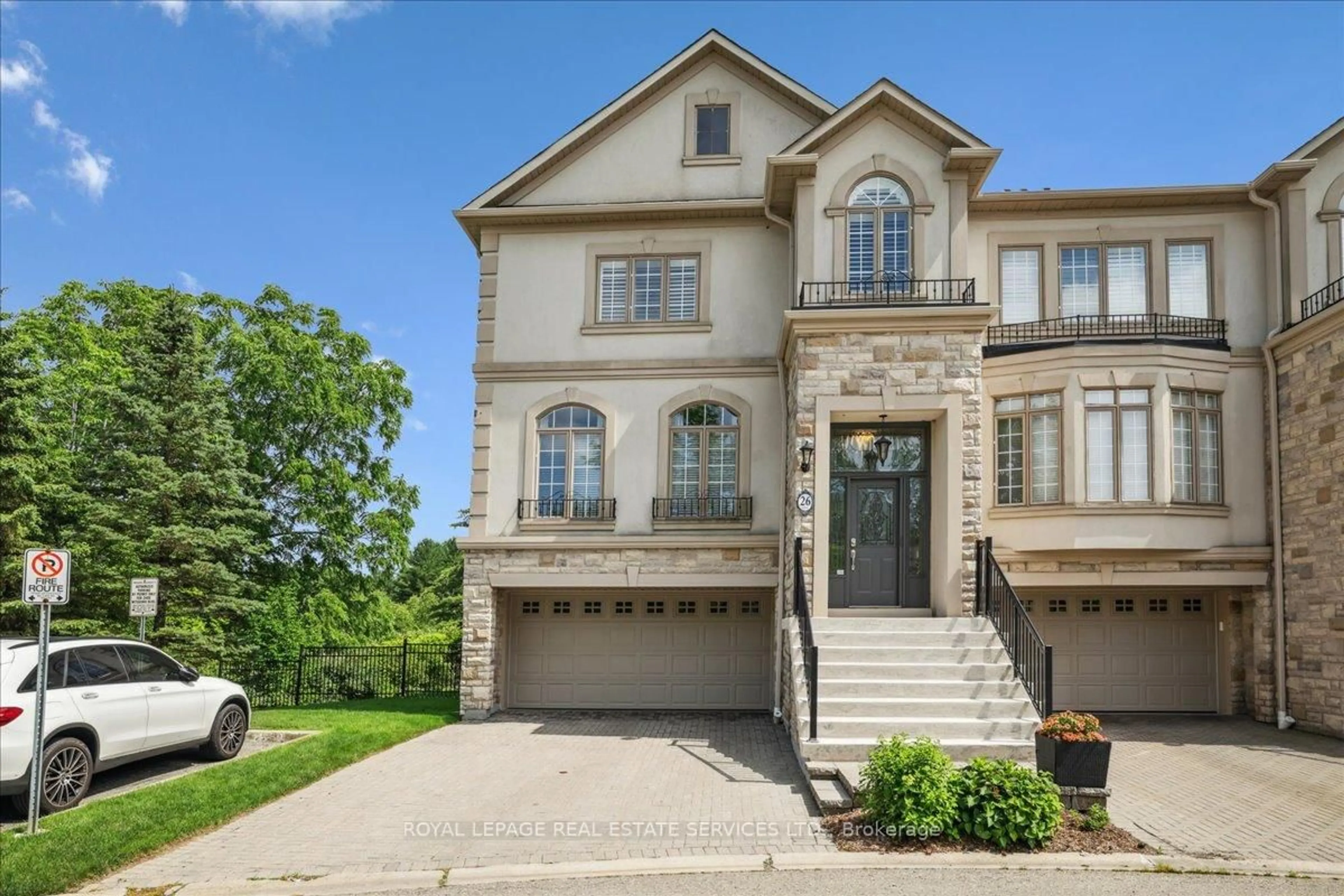 Home with brick exterior material, street for 2400 NEYAGAWA Blvd #26, Oakville Ontario L6H 7P5