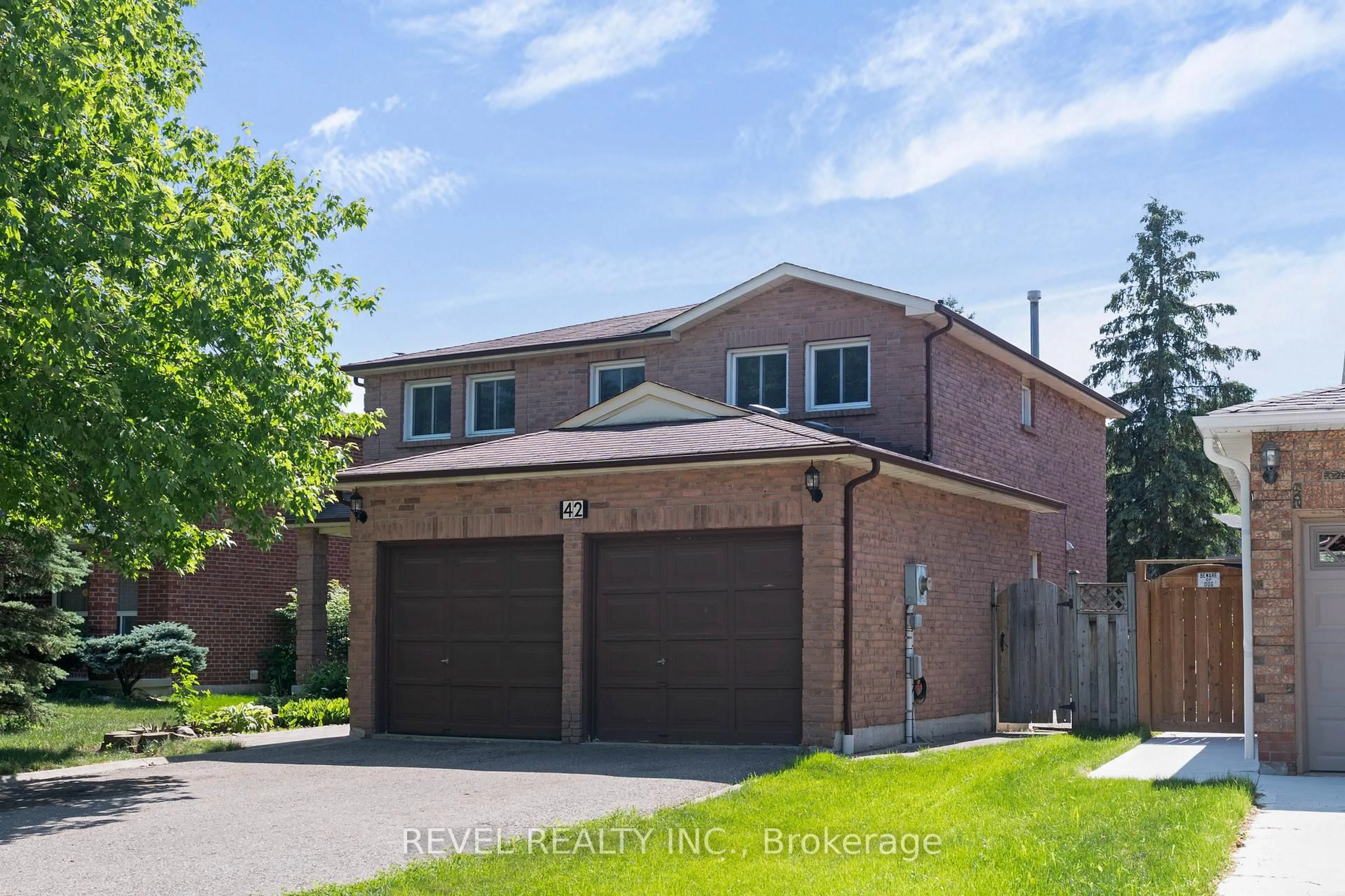 Home with brick exterior material, street for 42 Deer Valley Dr, Caledon Ontario L7E 2E5