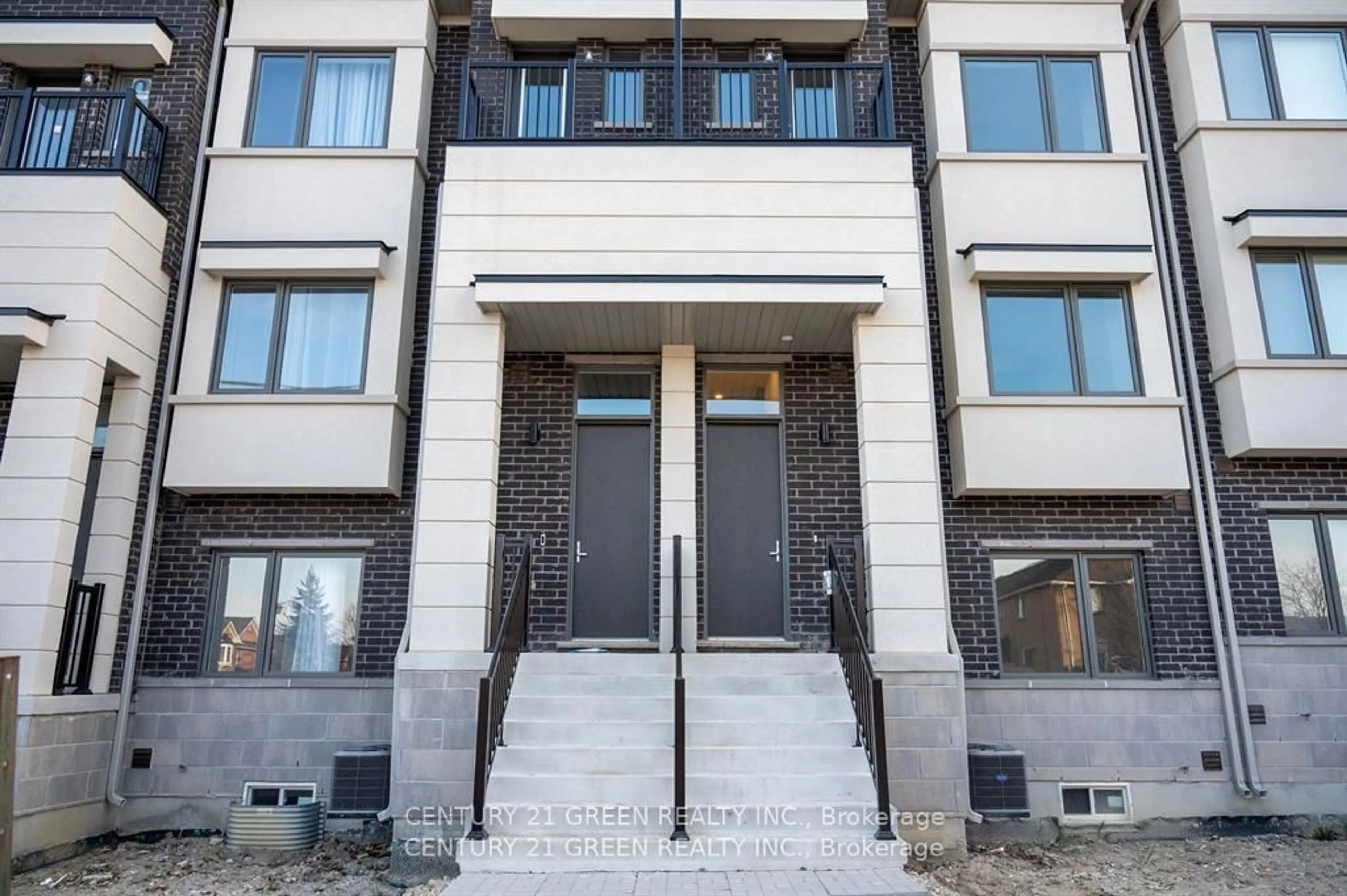 Unknown for 142 Landsbridge St, Caledon Ontario L7E 2E1