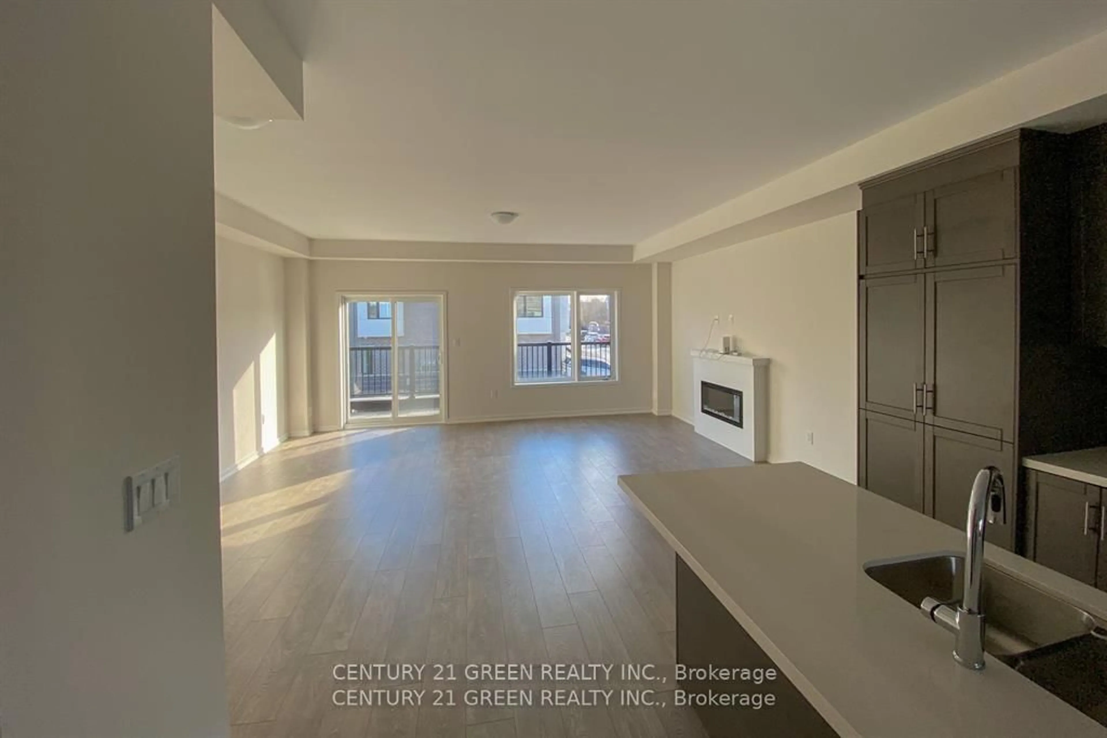 A pic of a room for 142 Landsbridge St, Caledon Ontario L7E 2E1