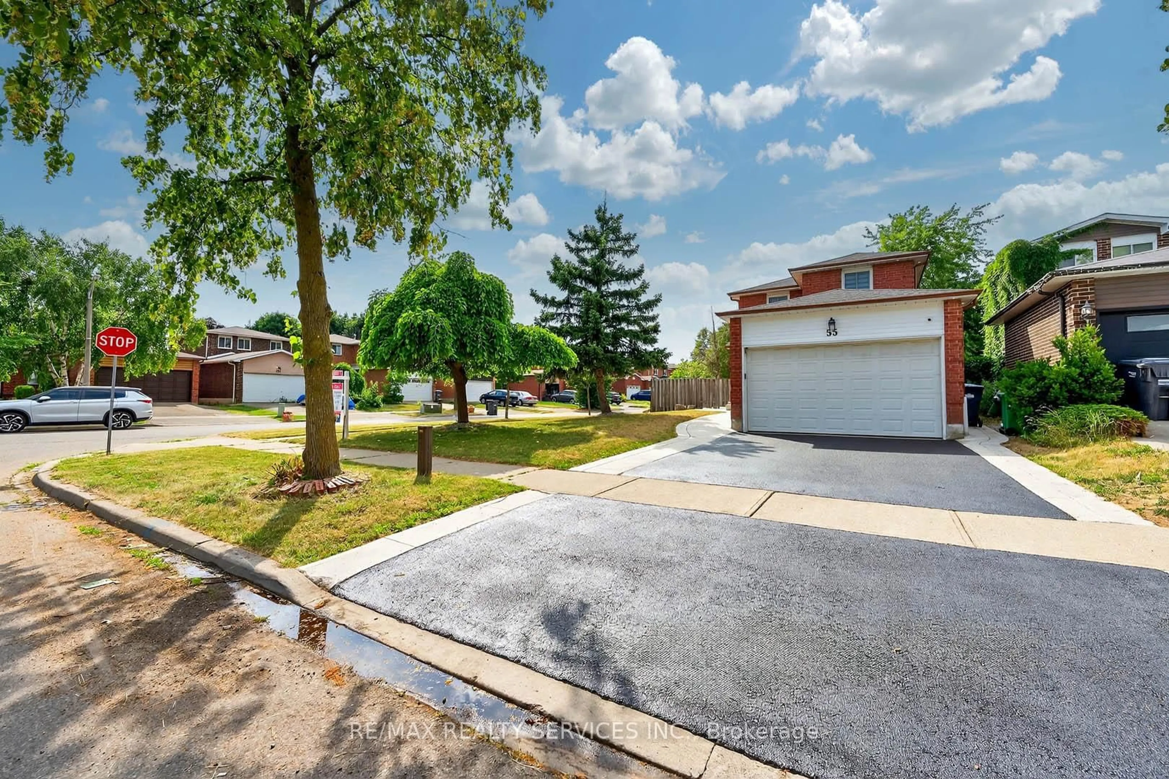 Unknown for 55 Mcgraw Ave, Brampton Ontario L6X 3M5