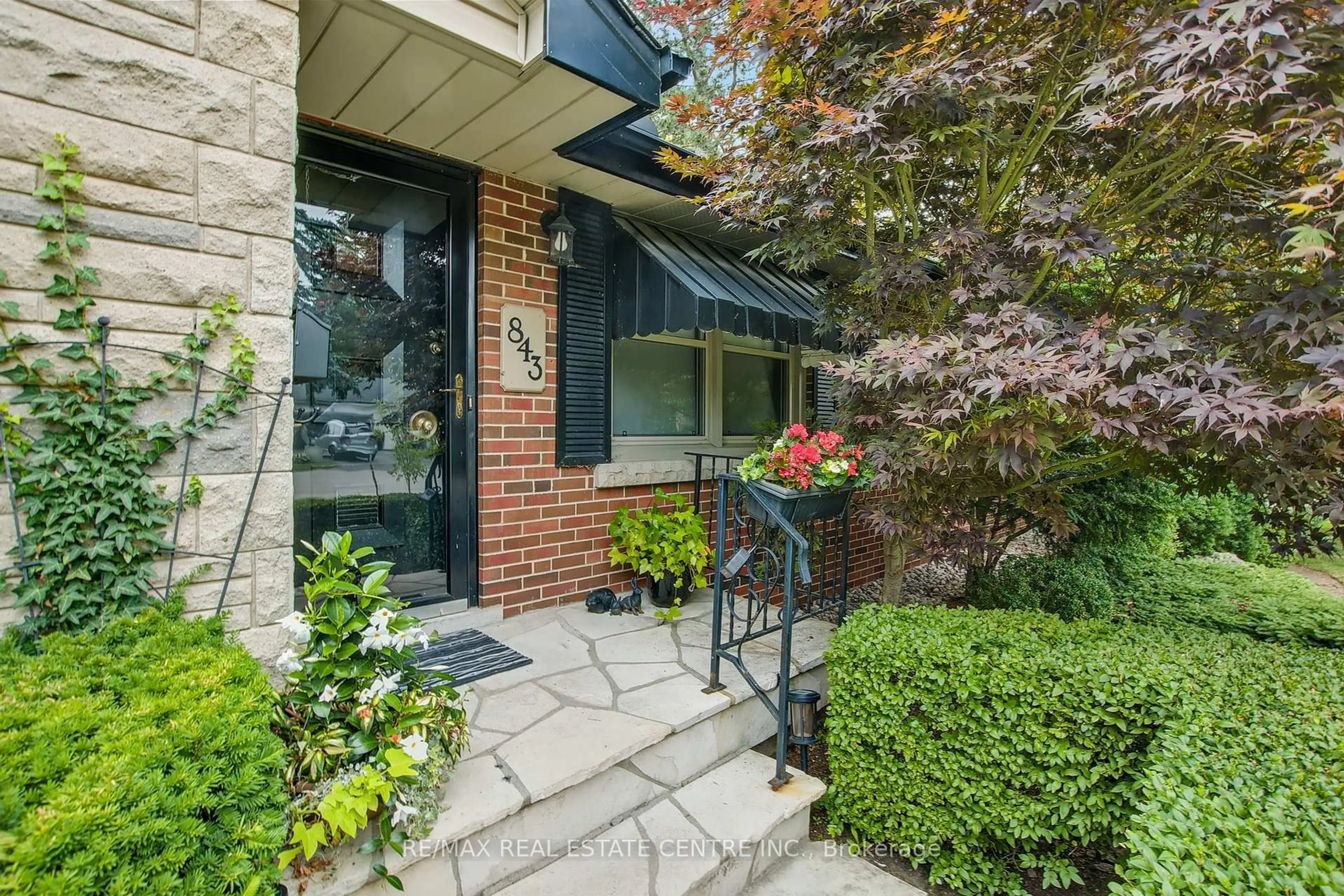 Unknown for 843 Eagle Dr, Burlington Ontario L7T 3A3