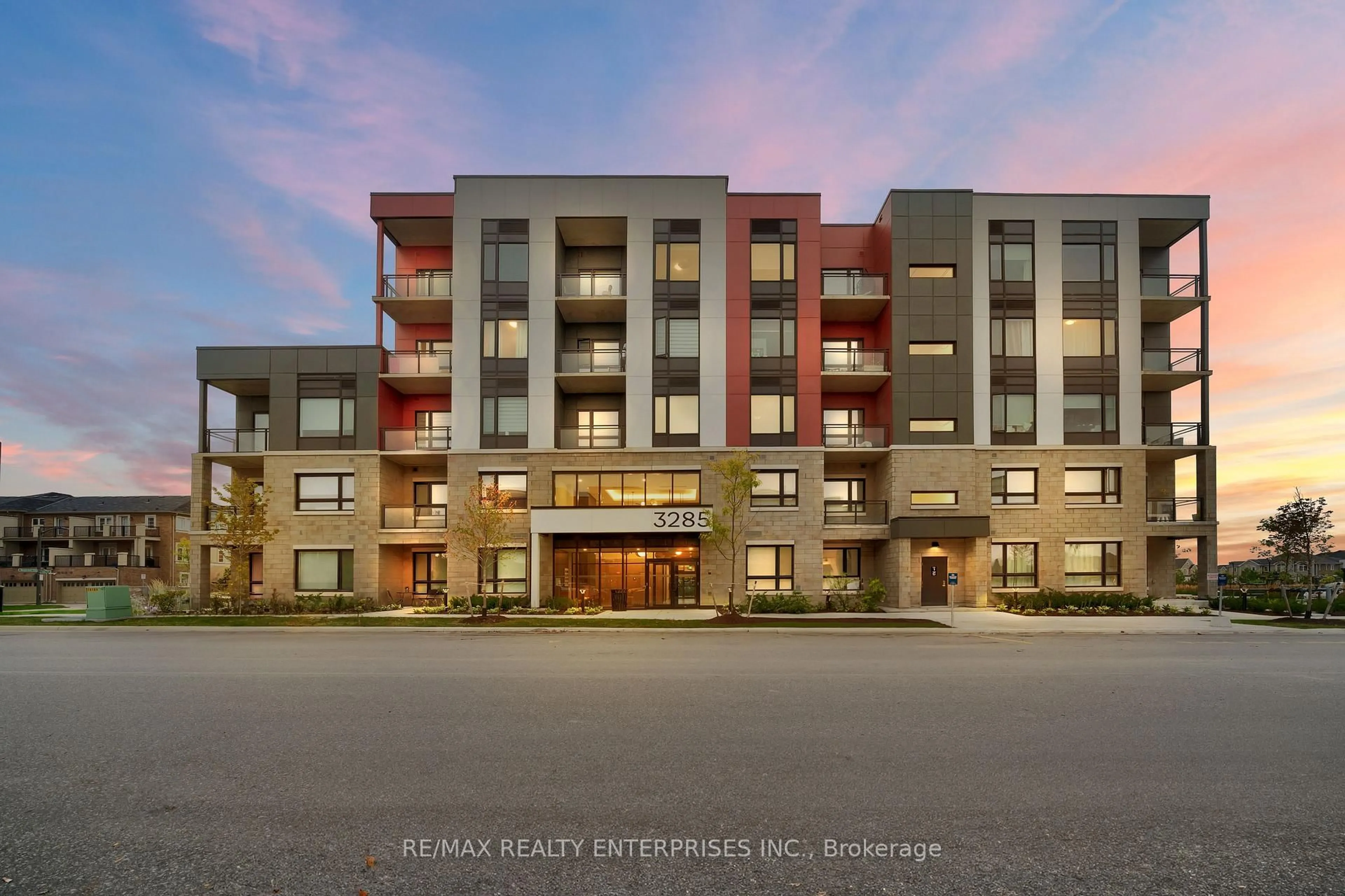 Unknown for 3285 Carding Mill Tr #202, Oakville Ontario L6M 0X3