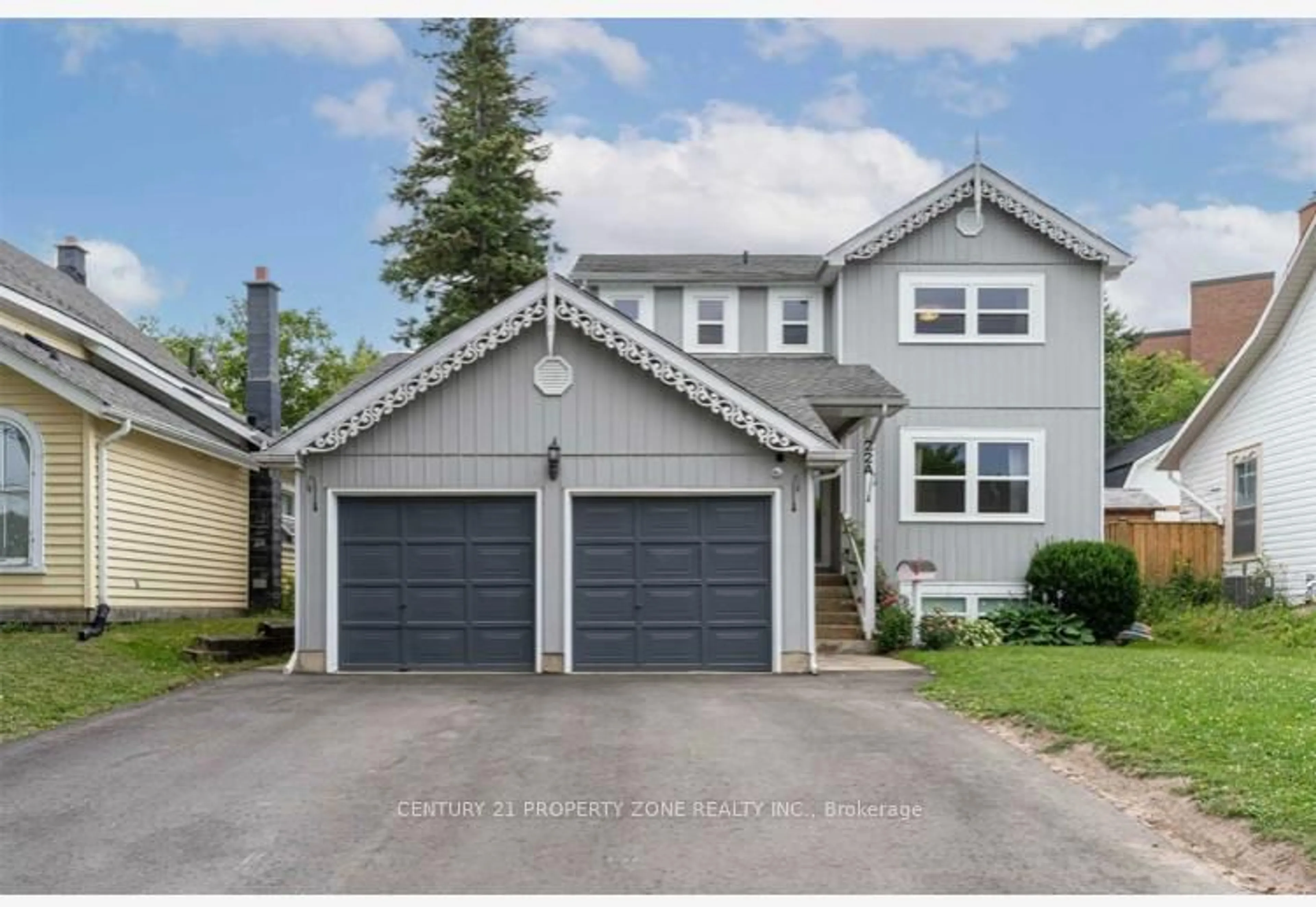 Home with vinyl exterior material, street for 22 John St, Orangeville Ontario L9W 2P1