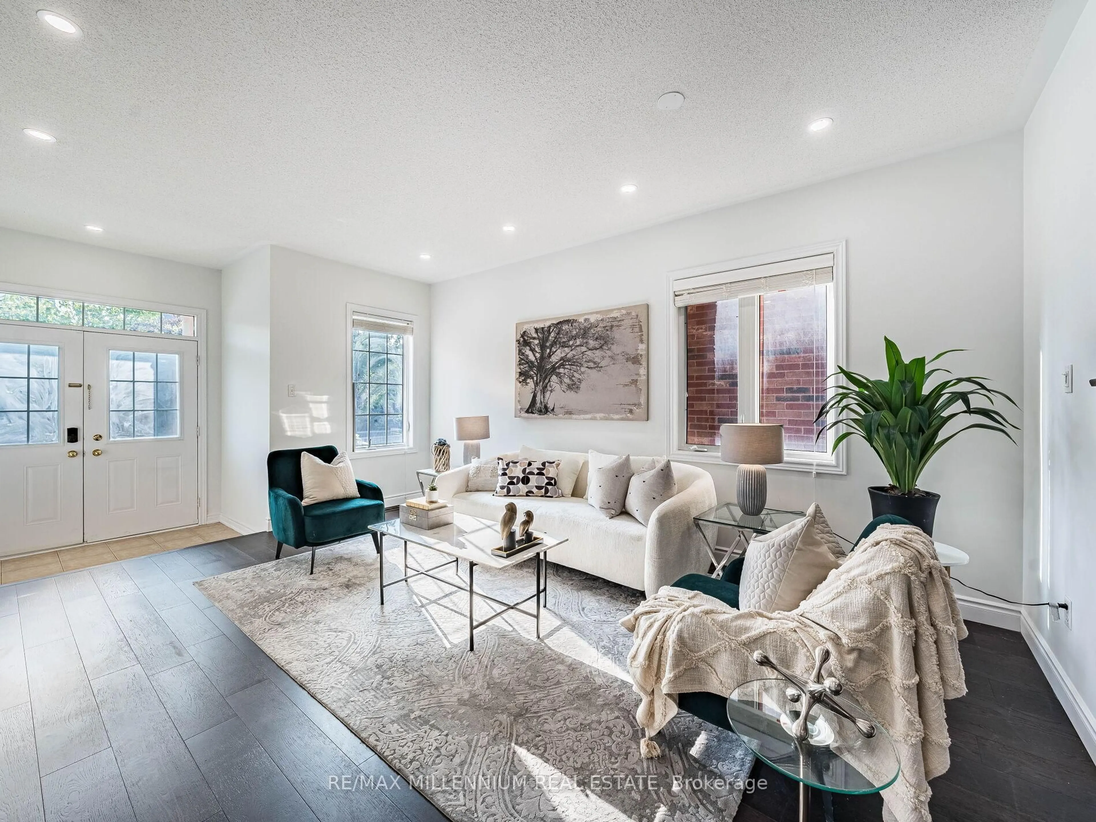 Living room with furniture, unknown for 377 Scott Blvd, Milton Ontario L9T 0T1