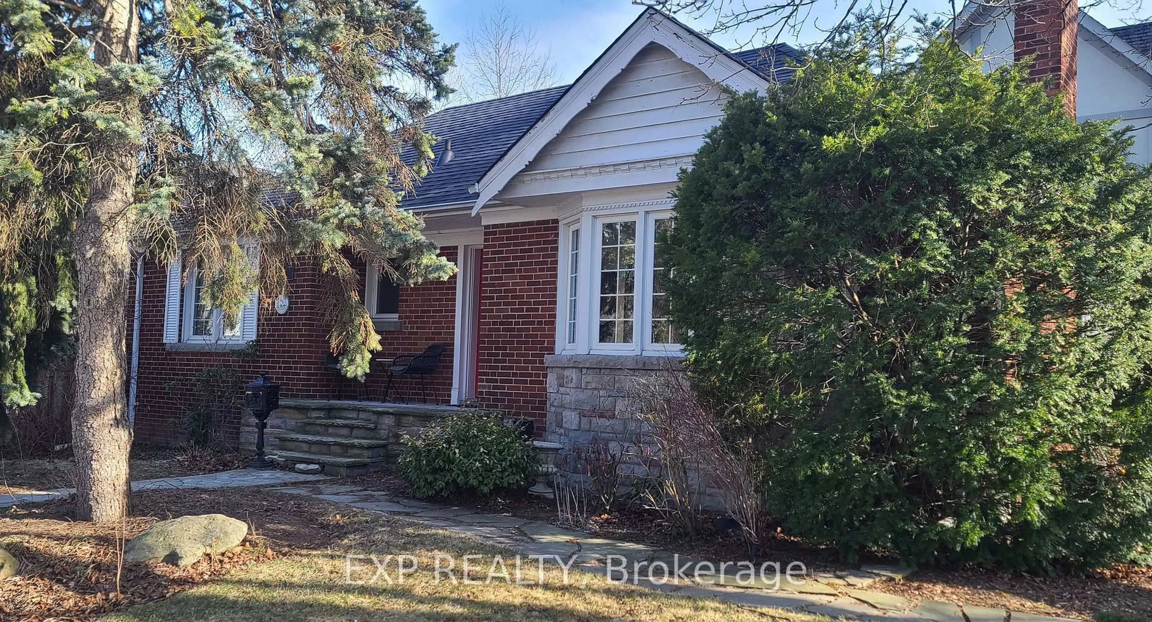 Home with brick exterior material, street for 25 Mcclinchy Ave, Toronto Ontario M8X 2H9