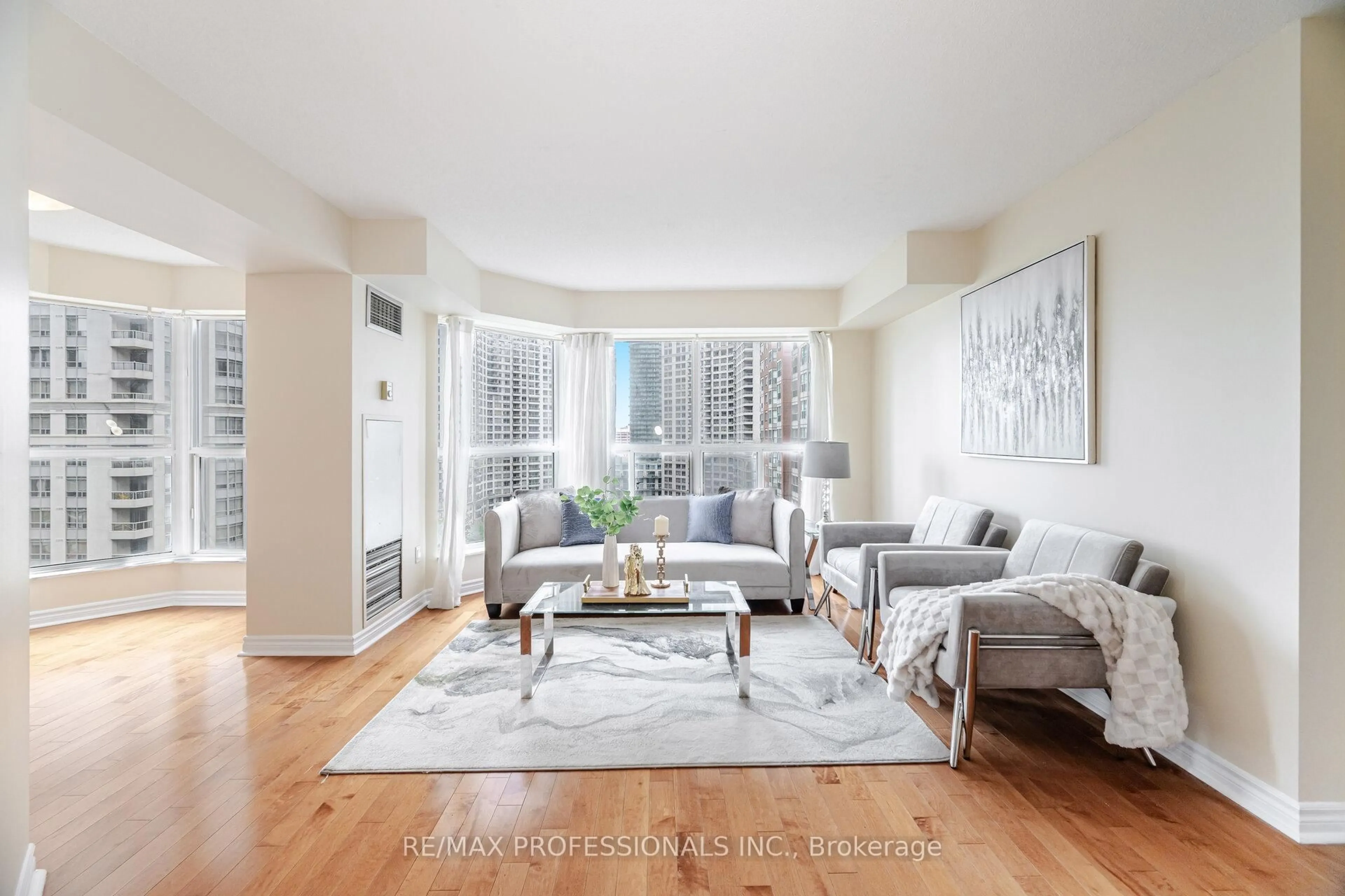Living room with furniture, unknown for 335 Webb Dr #1606, Mississauga Ontario L5B 3Z9