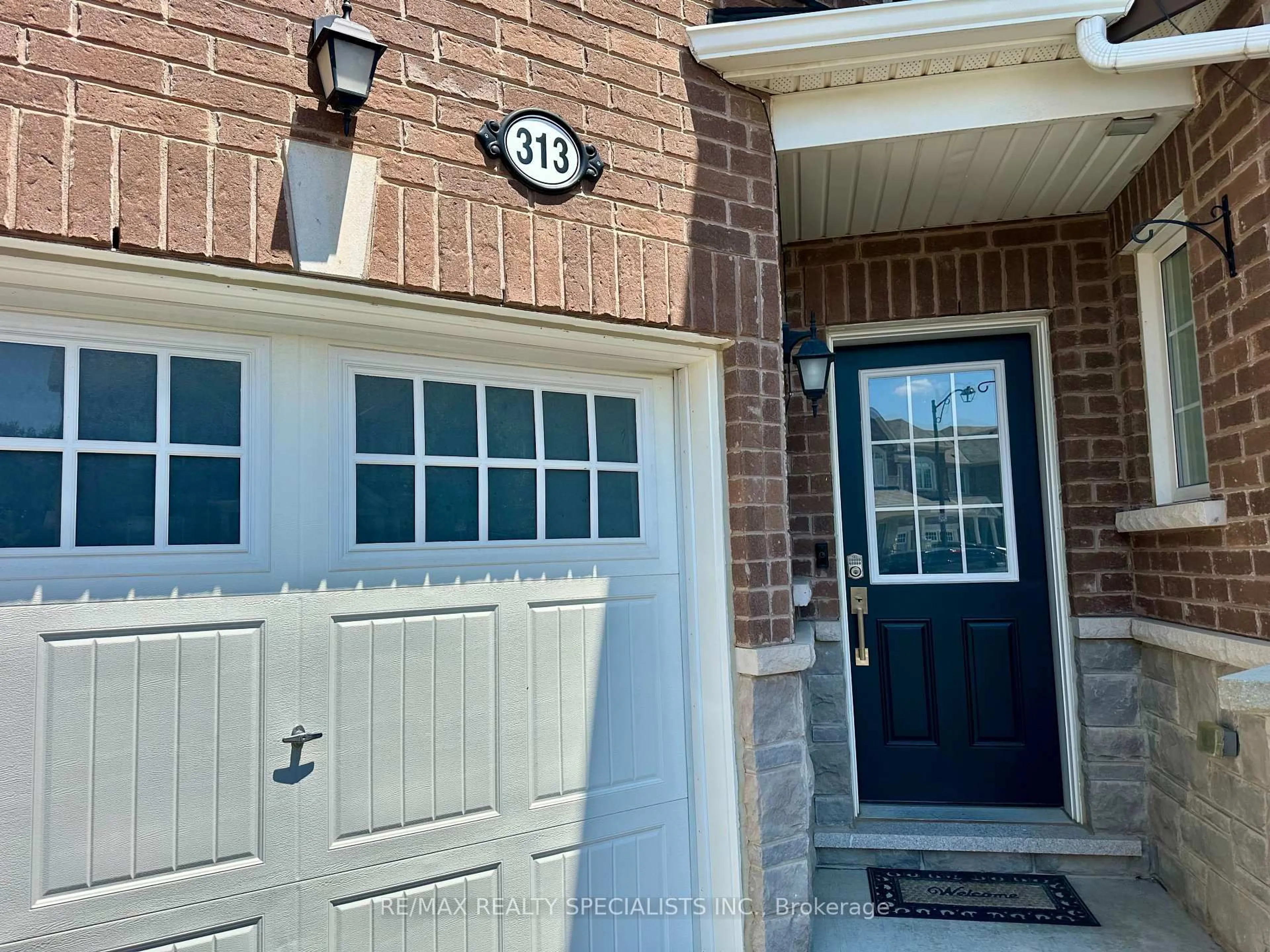 Unknown for 313 Gooding Cres, Milton Ontario L9E 0A9