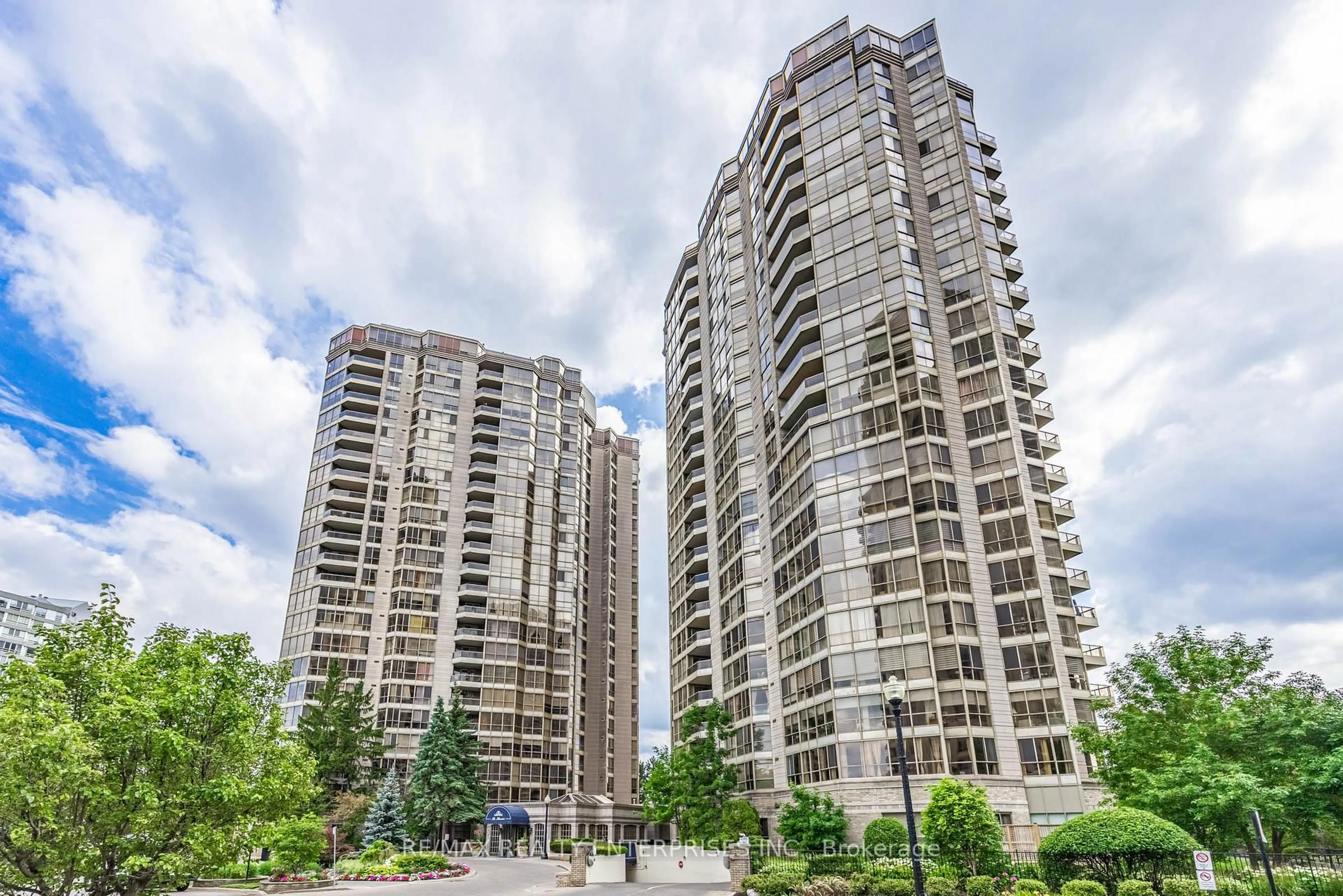 Unknown for 55 Kingsbridge Garden Circ #2213, Mississauga Ontario L5R 1Y1