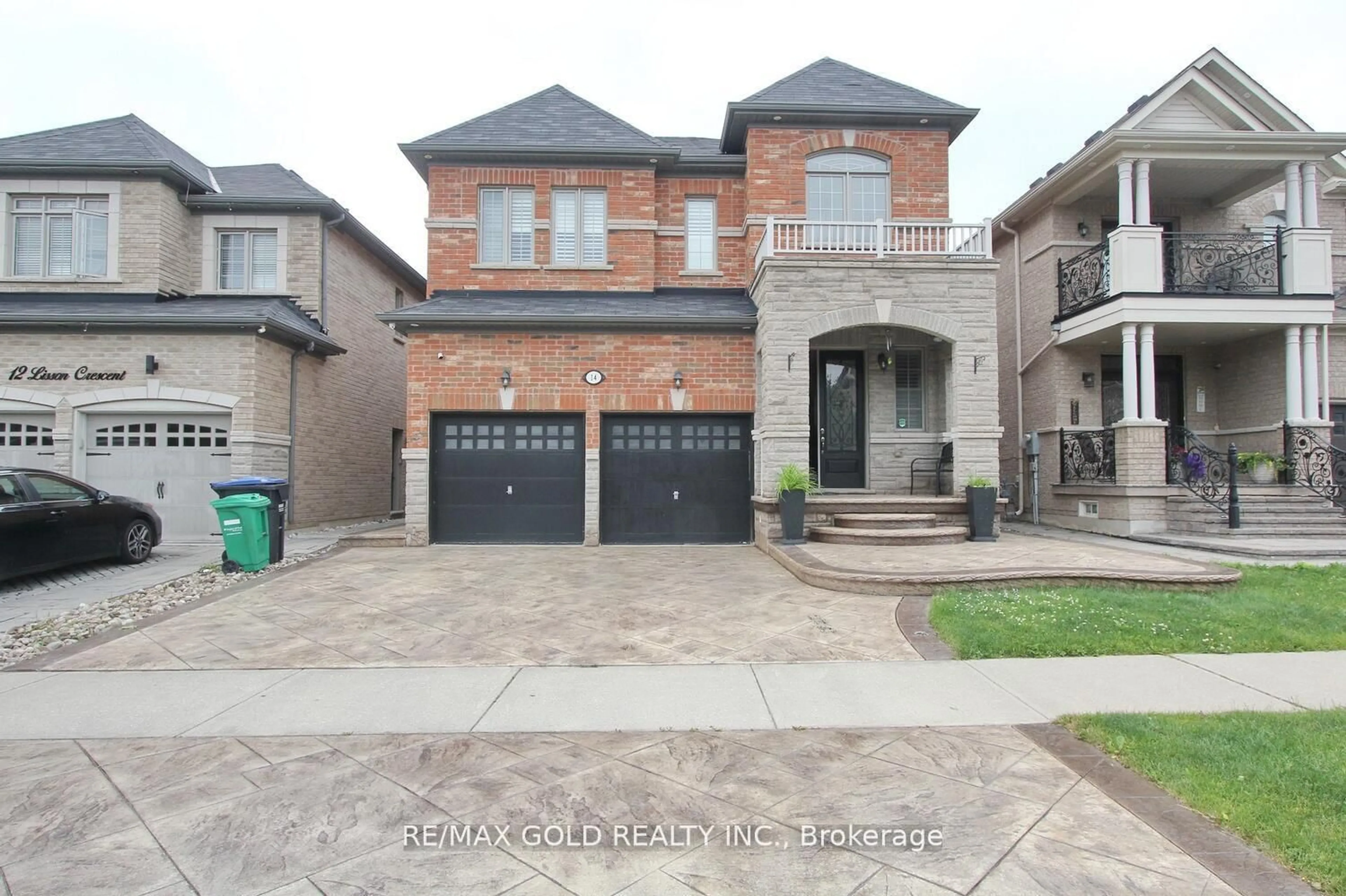 Home with brick exterior material, street for 14 Lisson Cres, Brampton Ontario L6X 5H9