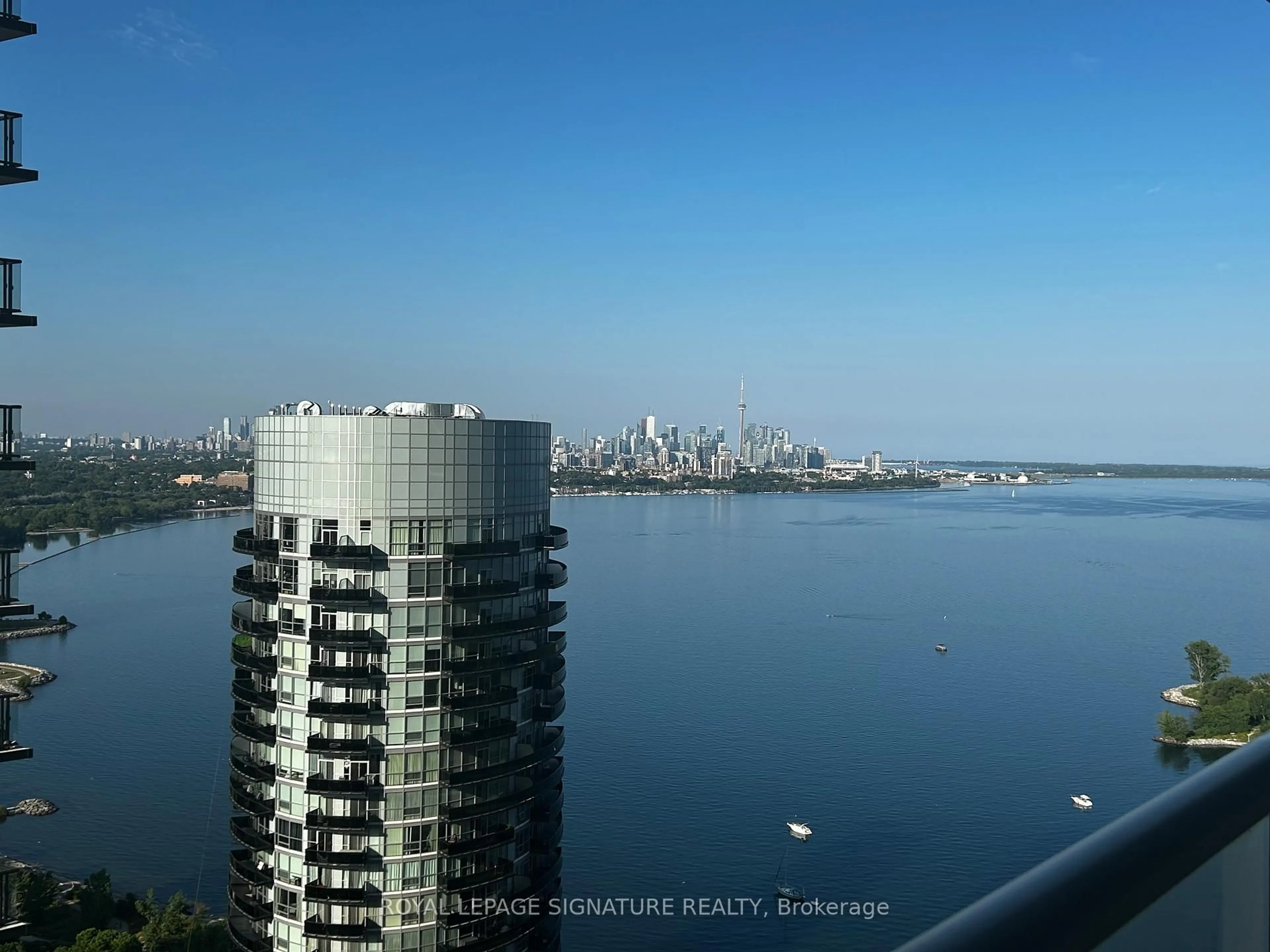 Blurry image for 56 Annie Craig Dr #3408, Toronto Ontario M8V 0C4