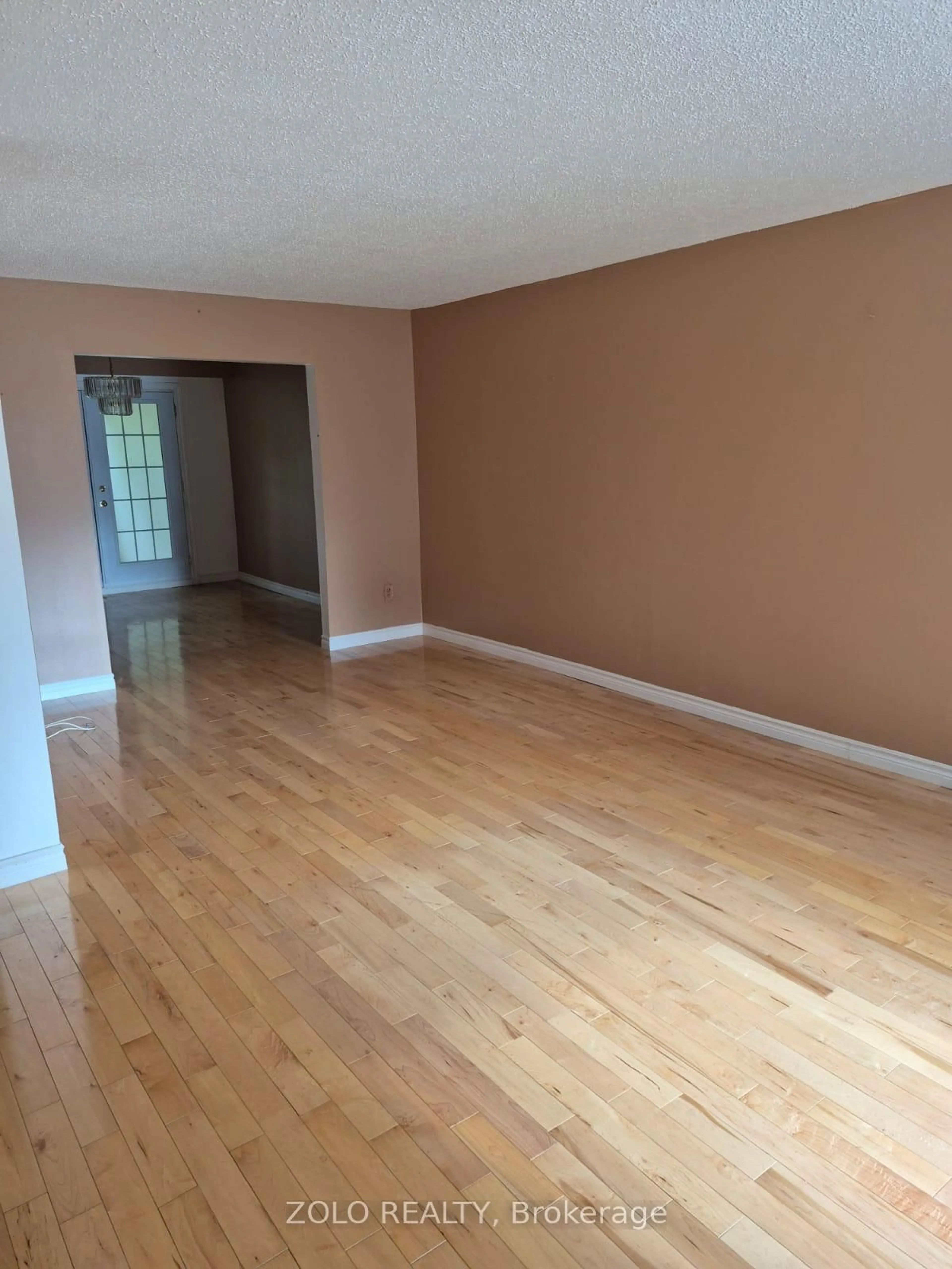 A pic of a room for 29 Newlyn Cres, Brampton Ontario L6V 3A9