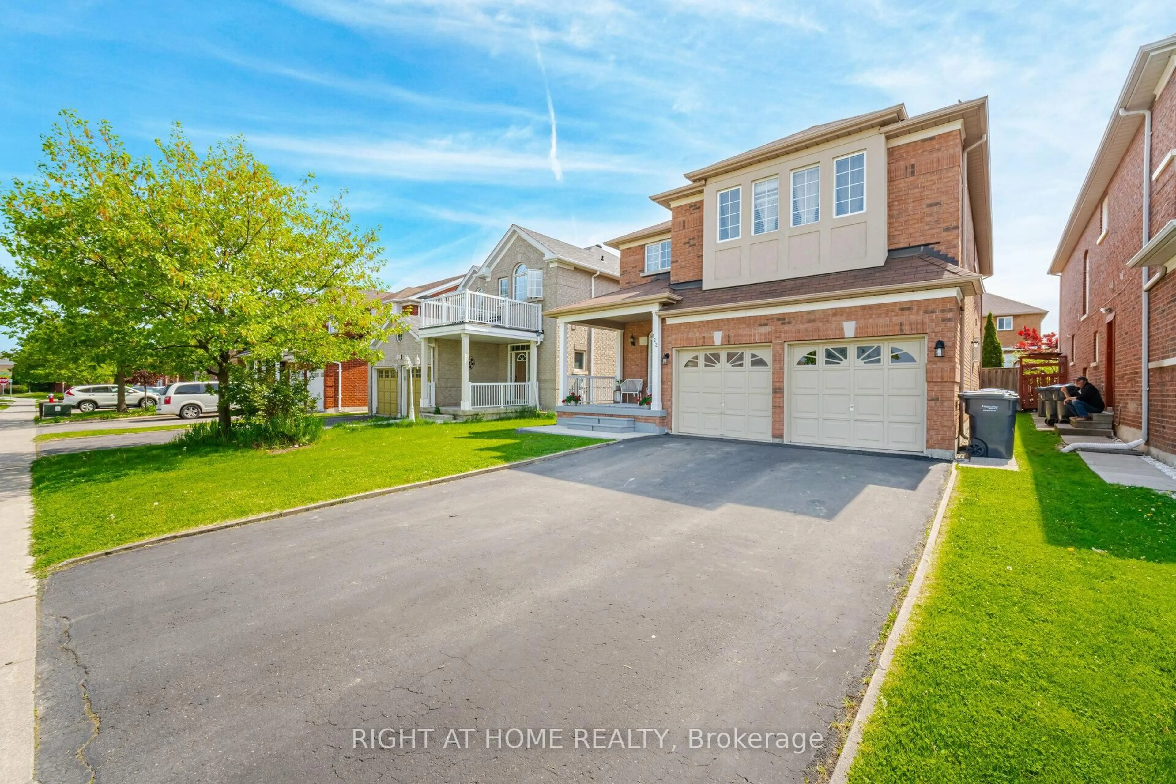 Home with brick exterior material, street for 122 Fletchers Creek Blvd, Brampton Ontario L6X 4V3